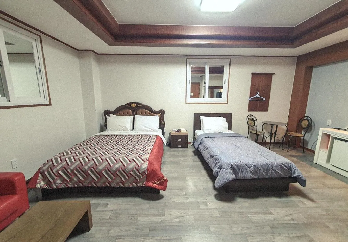 Photo of the whole room, Bed in Galleria Hotel
