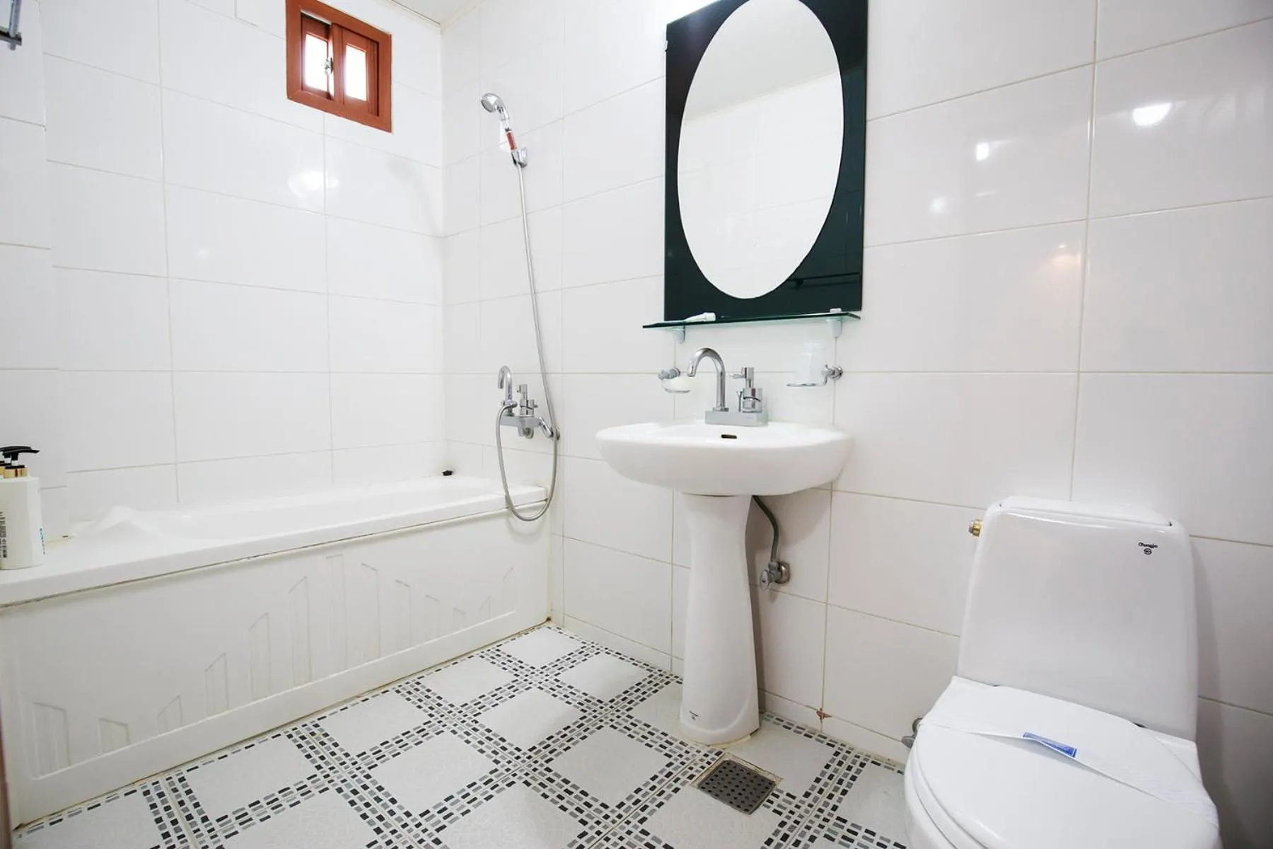 Bathroom in Galleria Hotel