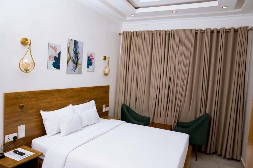 Bed in Velvet Suites