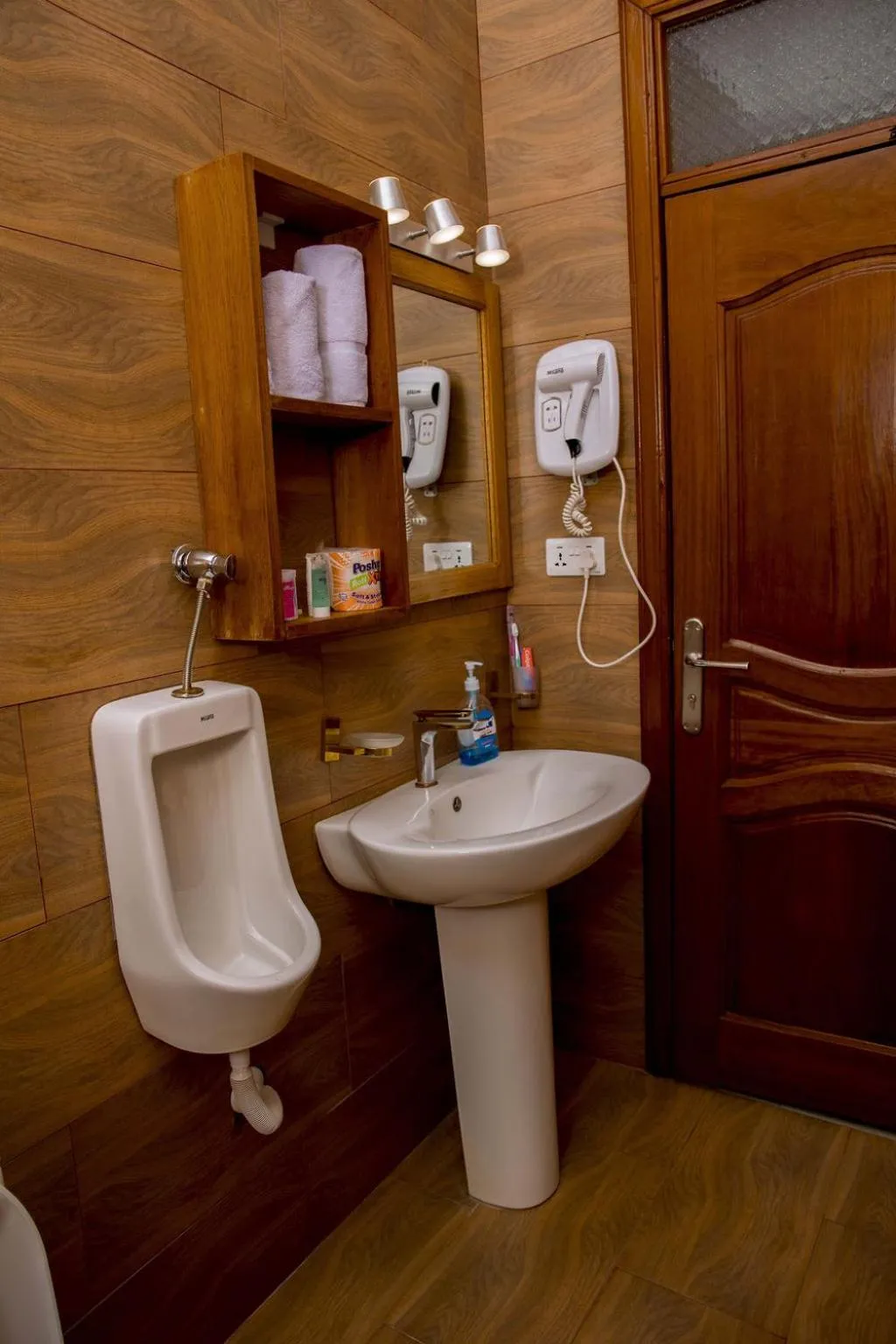 Bathroom in Velvet Suites