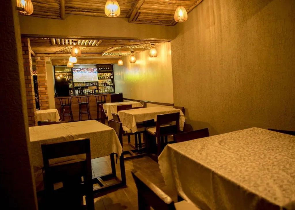 Restaurant/places to eat in Velvet Suites