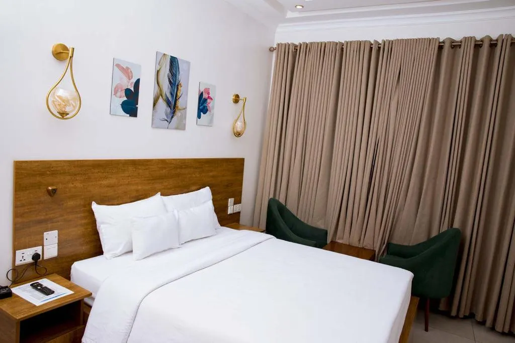 Bed in Velvet Suites