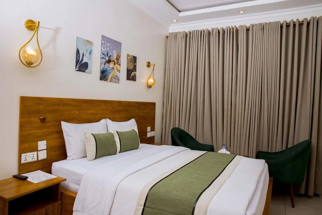 Bed in Velvet Suites