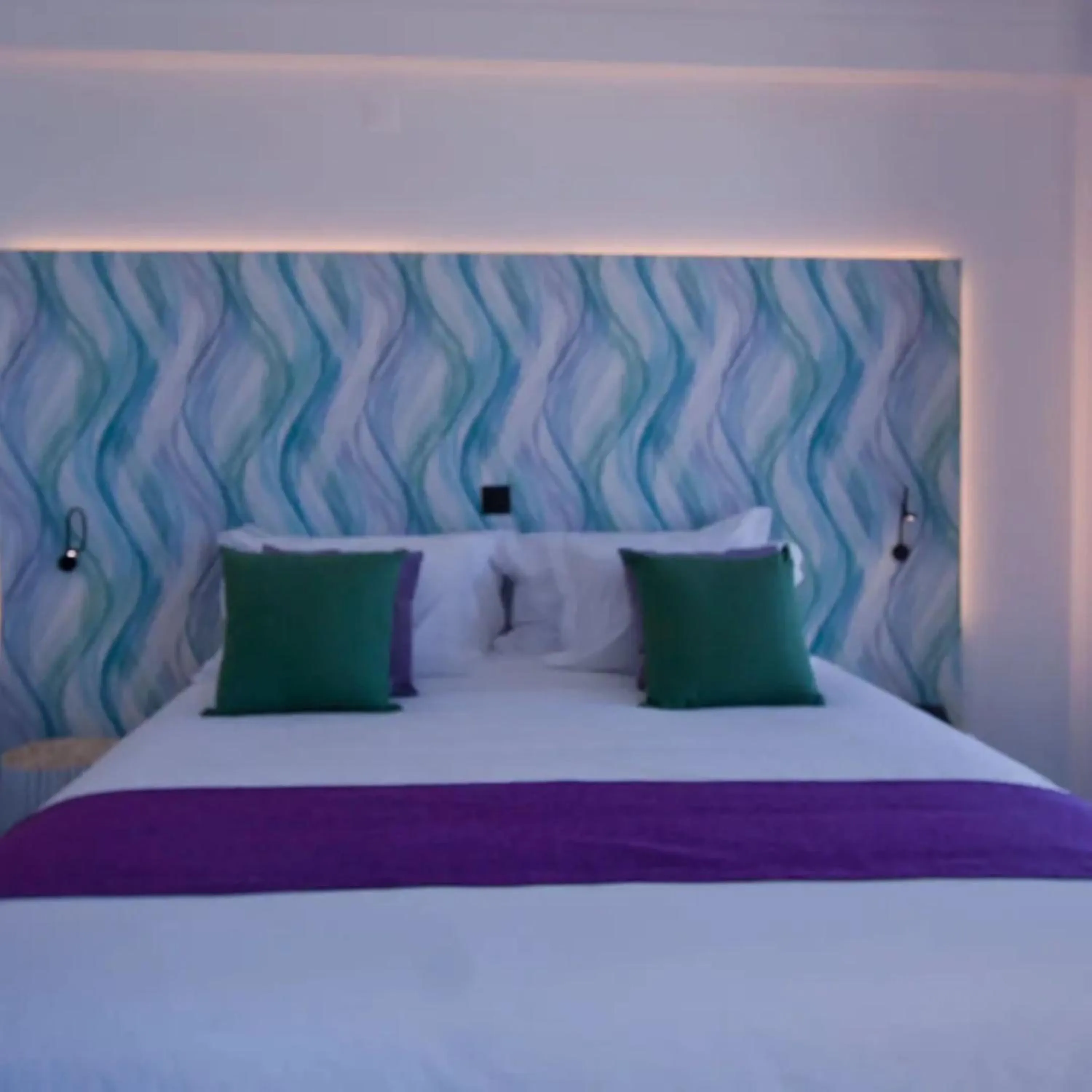 Bed in Mediterrâneo Madeira