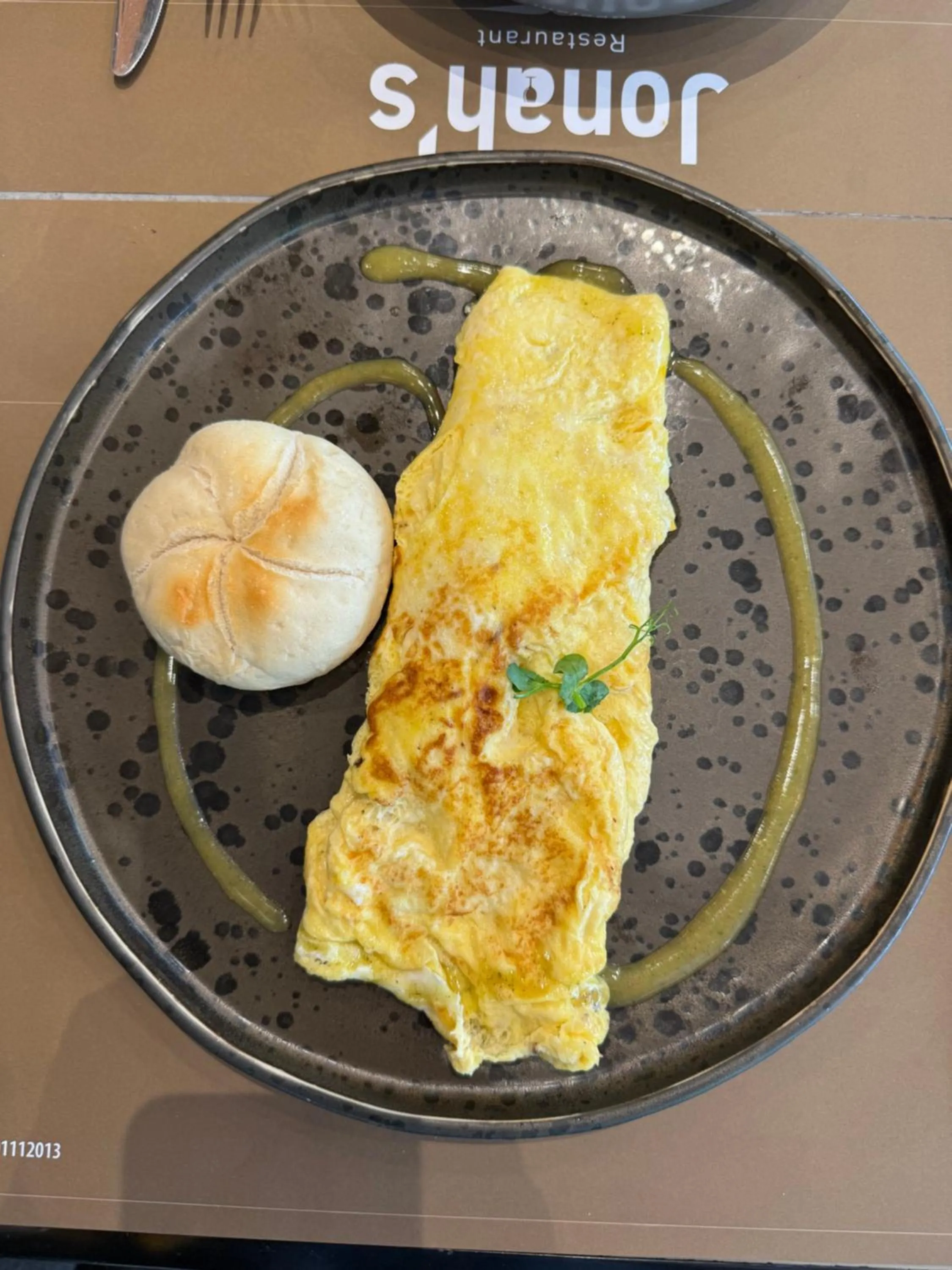 Breakfast in Athenian Gem