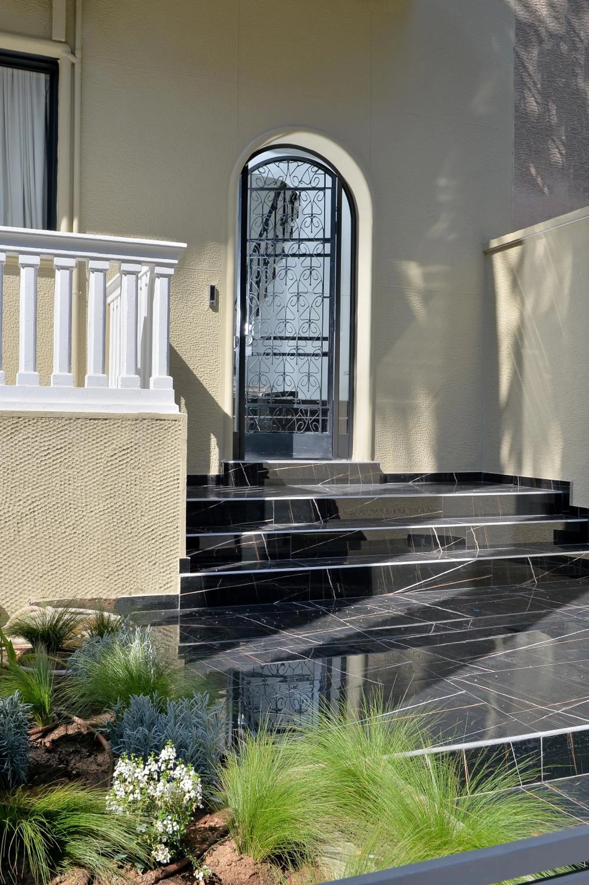 Property building in Athenian Gem