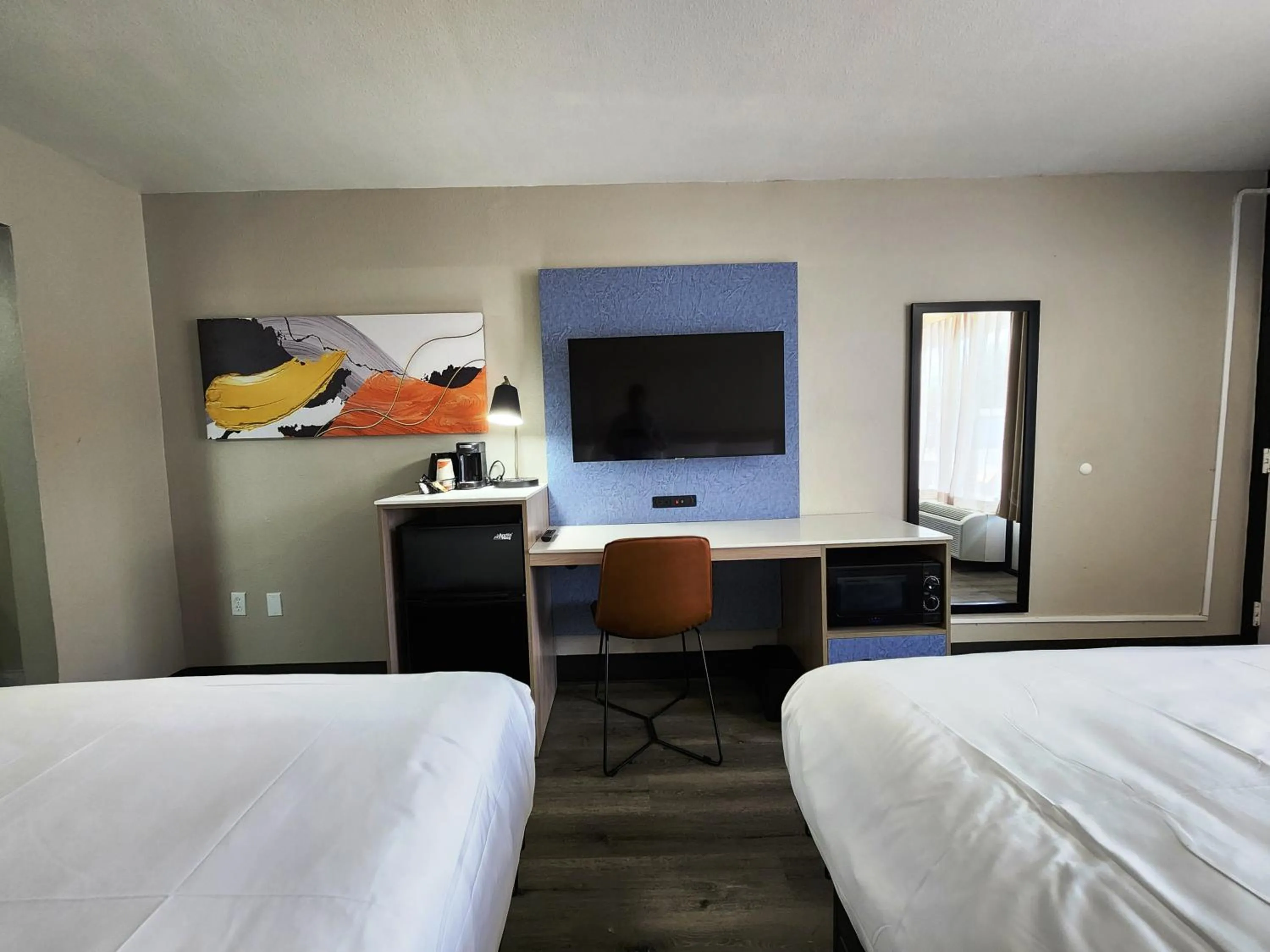 Bed in Smart Stay Lafayette