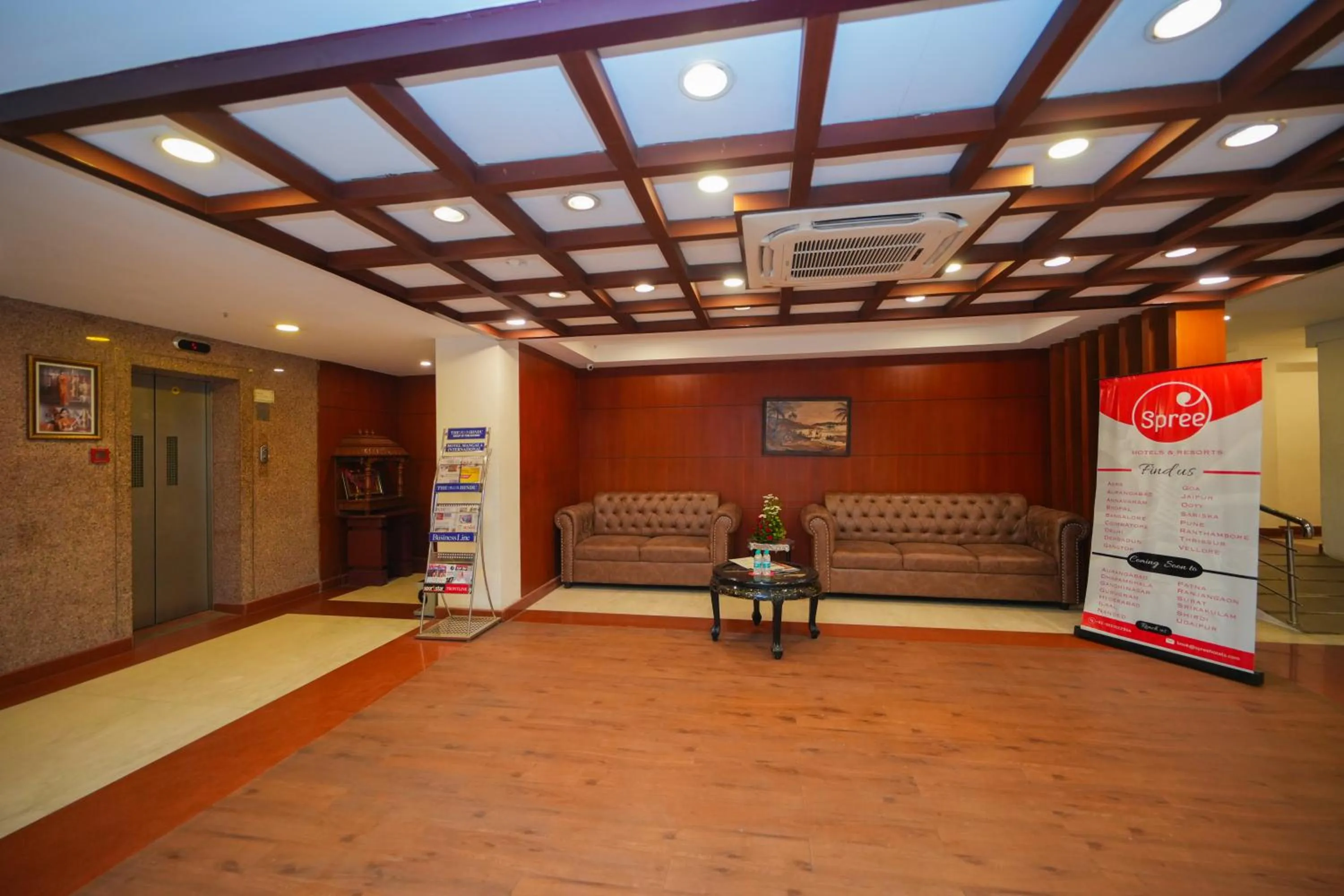 Seating area in Zip by Spree Hotels Mangala International