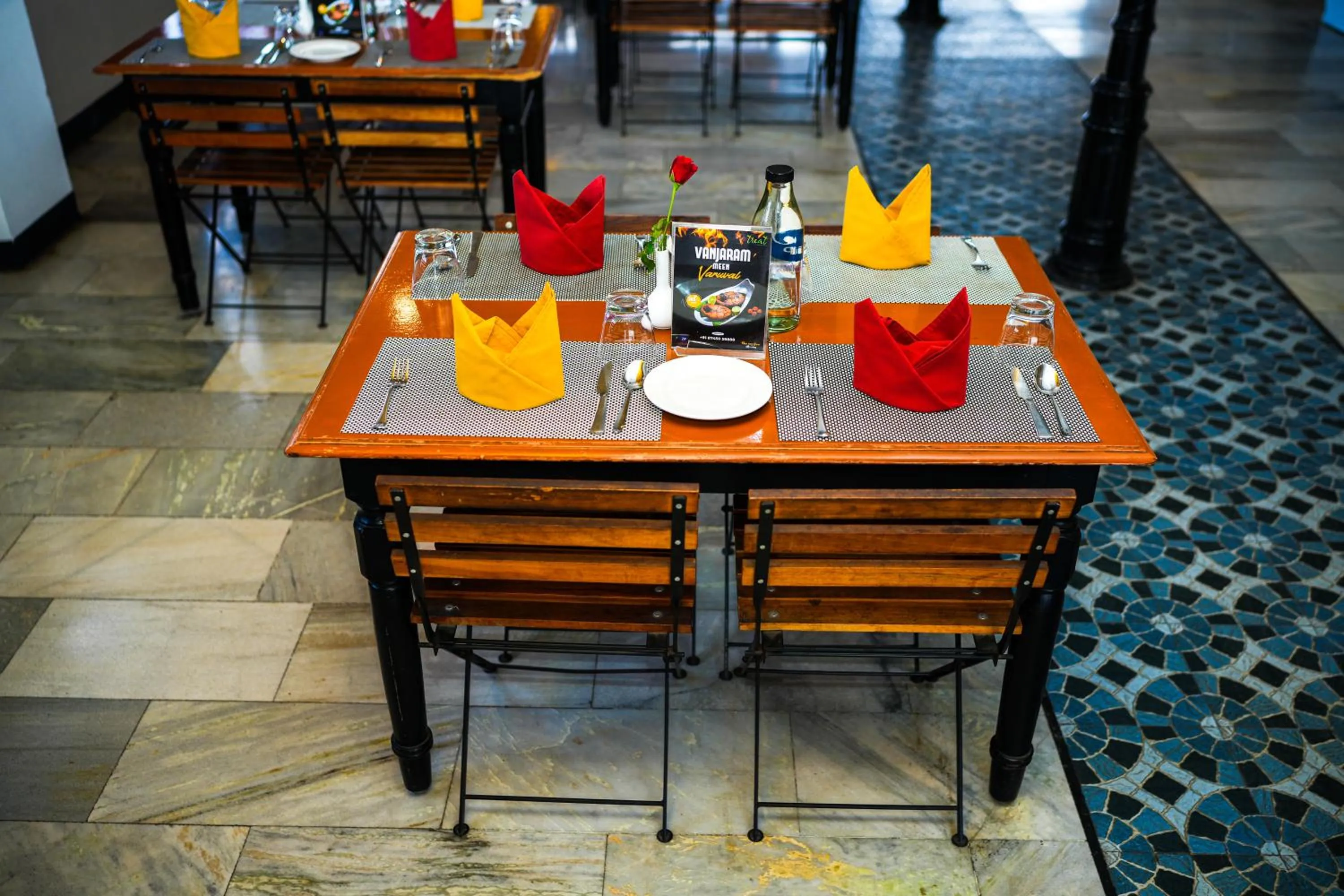 Restaurant/places to eat in Zip by Spree Hotels Mangala International