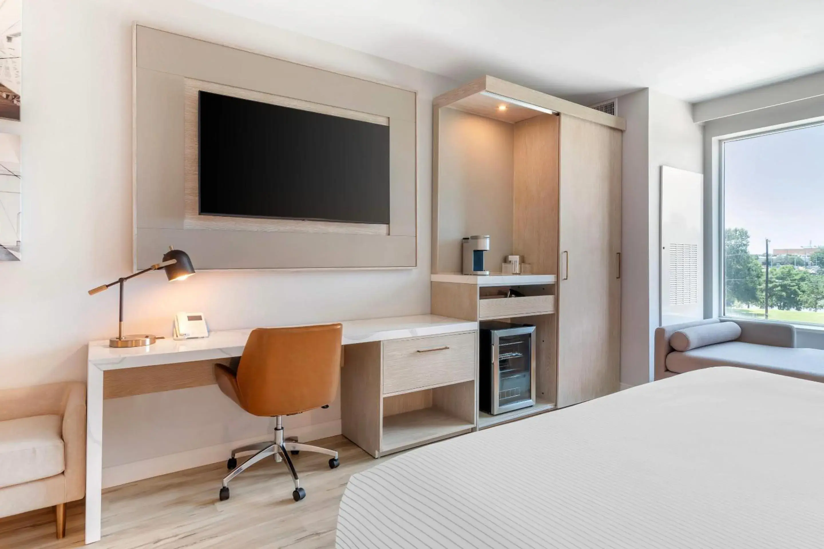 Bedroom, Bed in Cambria Hotel Waco University Riverfront Bedroom, Bed in Cambria Hotel Waco University Riverfront