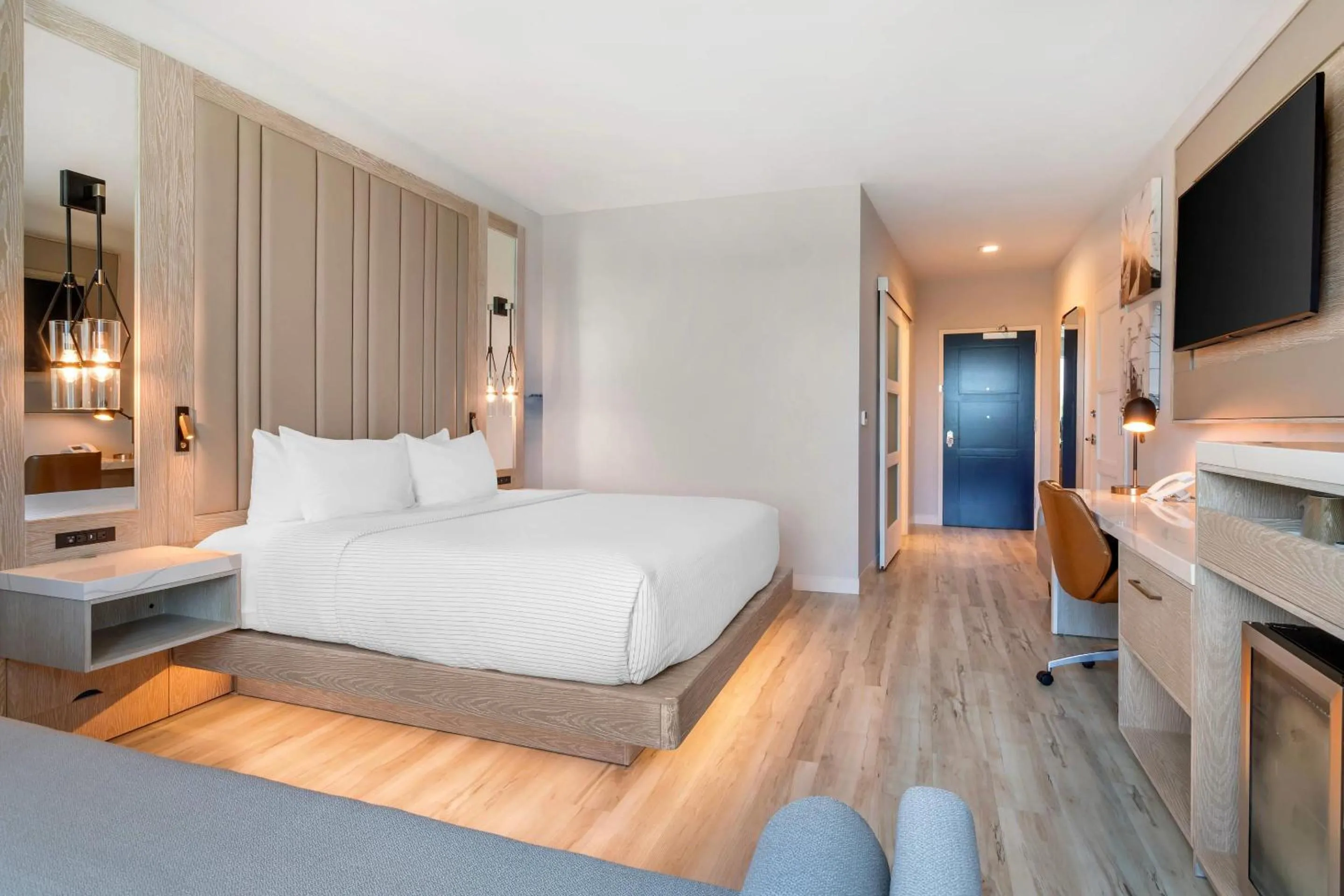 Bedroom, Bed in Cambria Hotel Waco University Riverfront