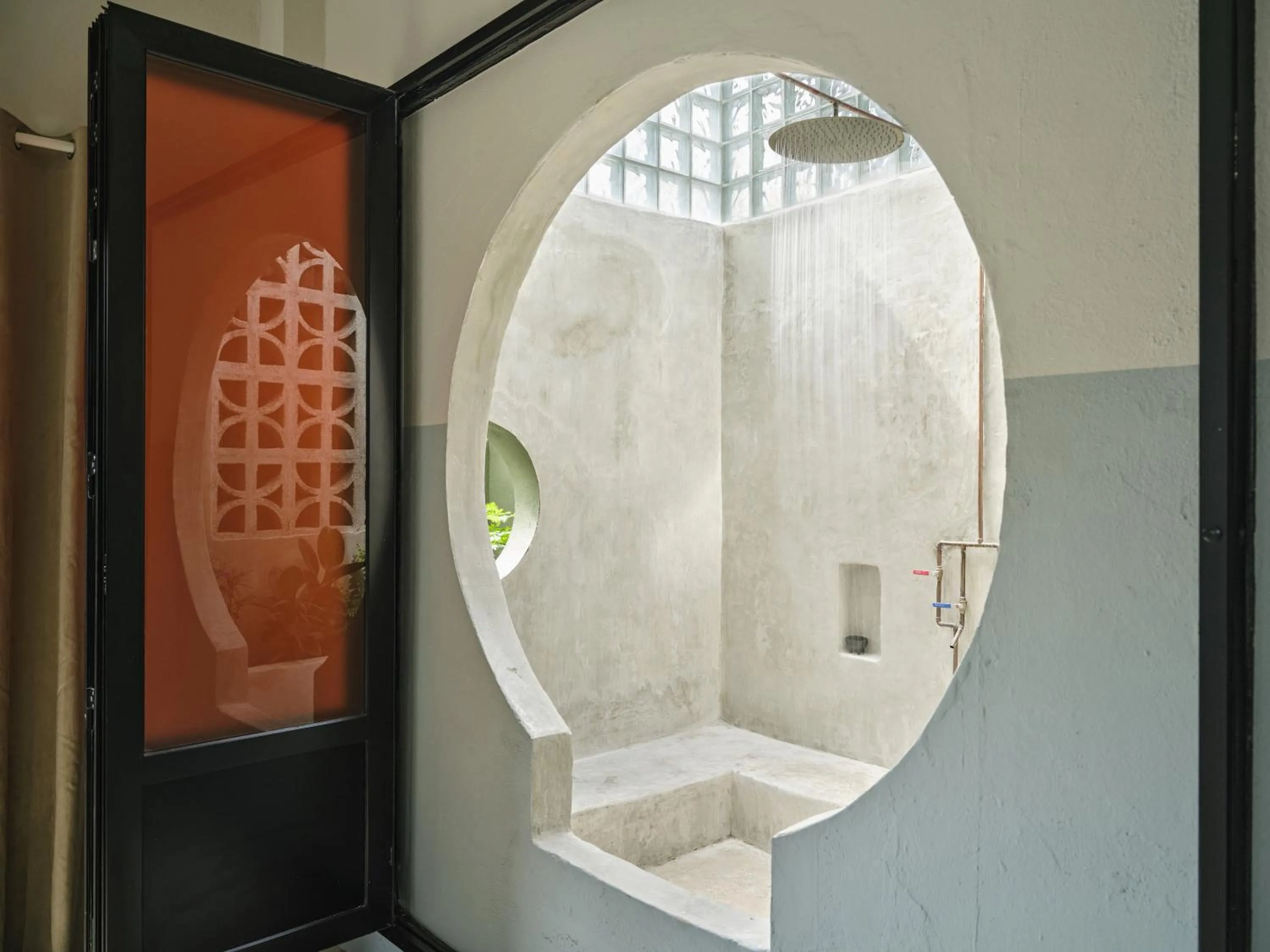 Shower in VERDE by DW