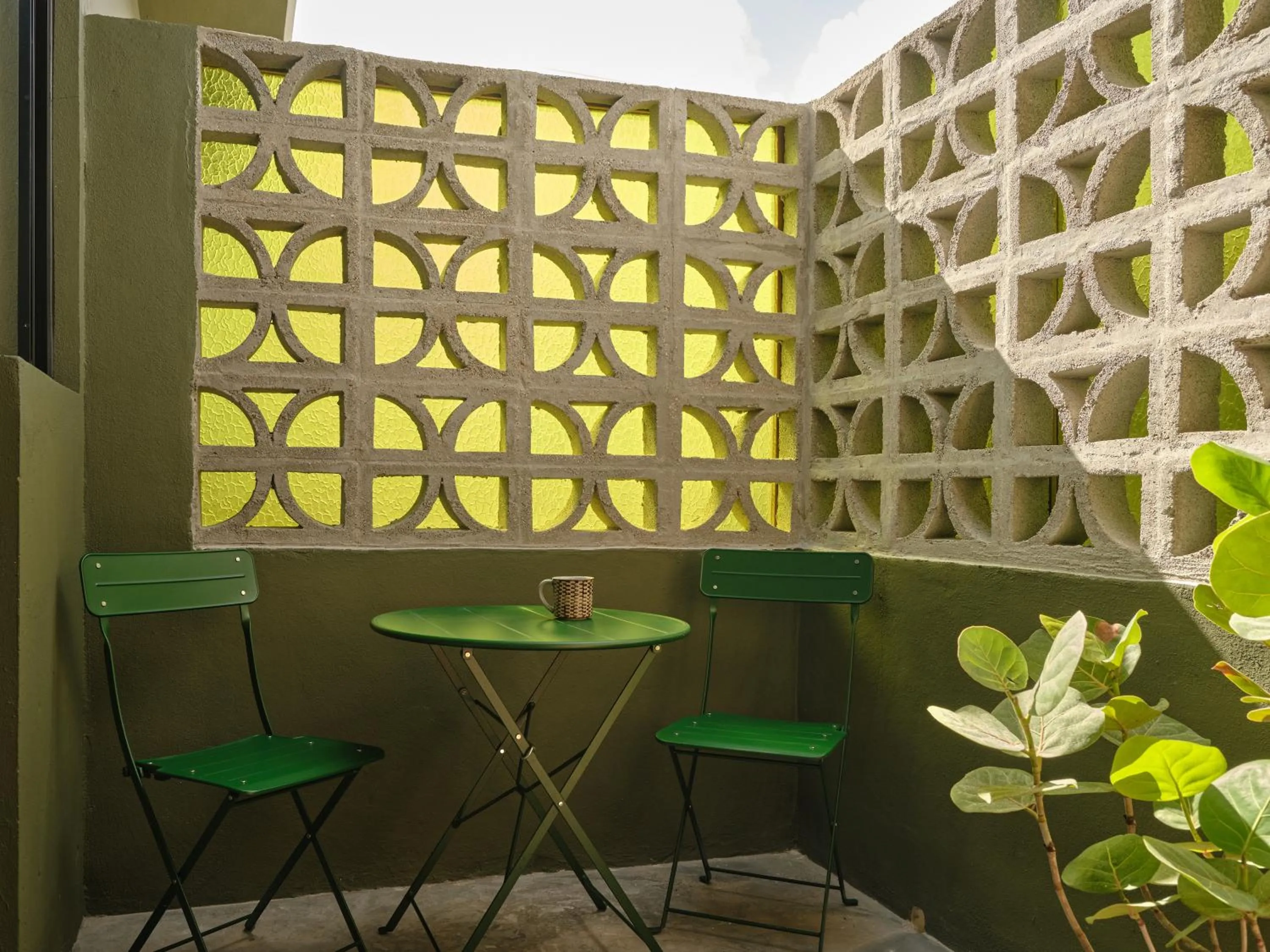 Patio in VERDE by DW