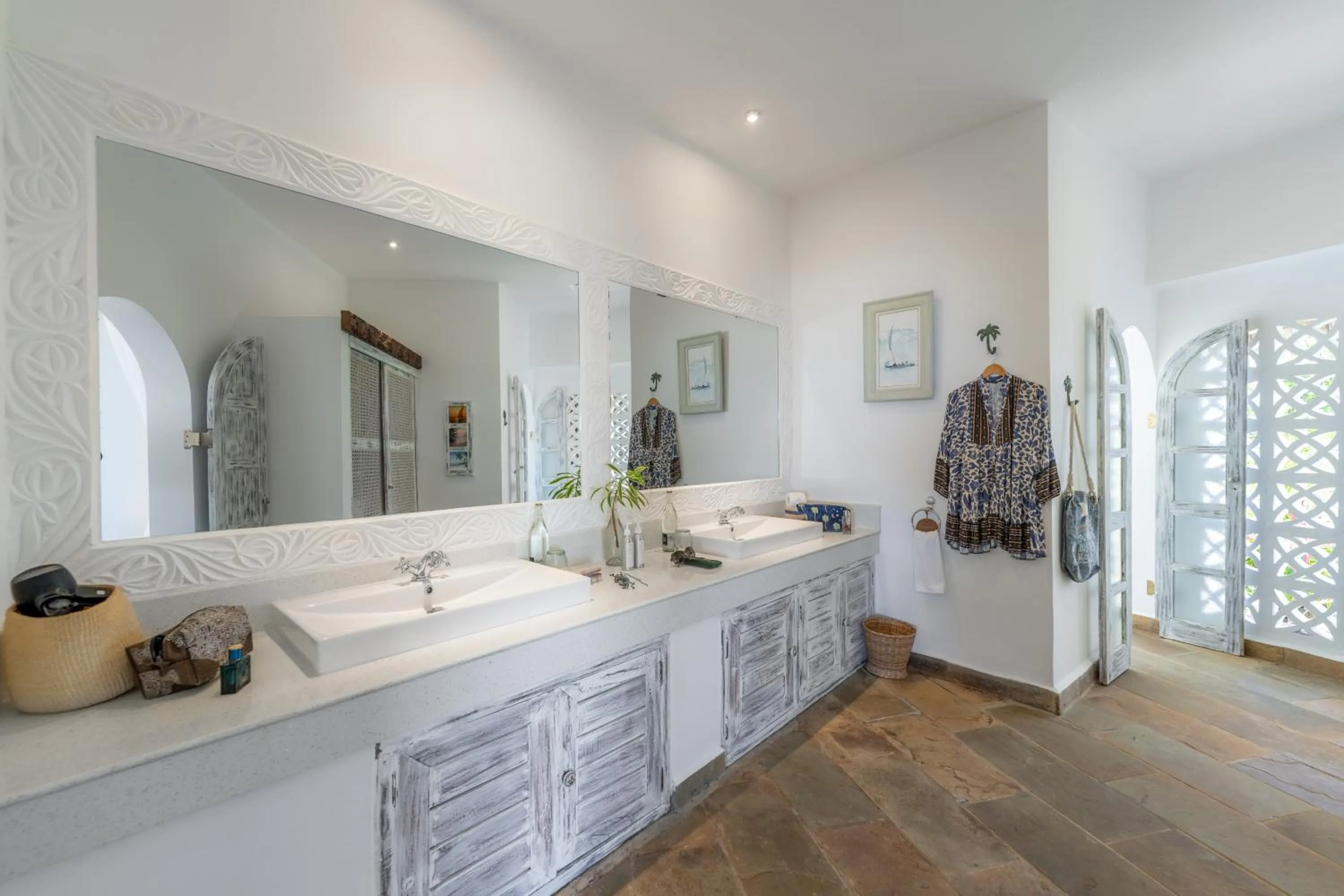 Bathroom in Chale Island Resort