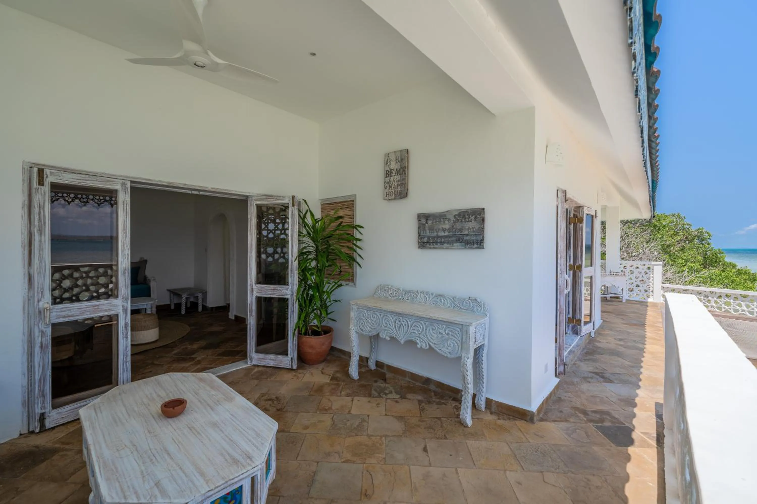 Balcony/Terrace in Chale Island Resort