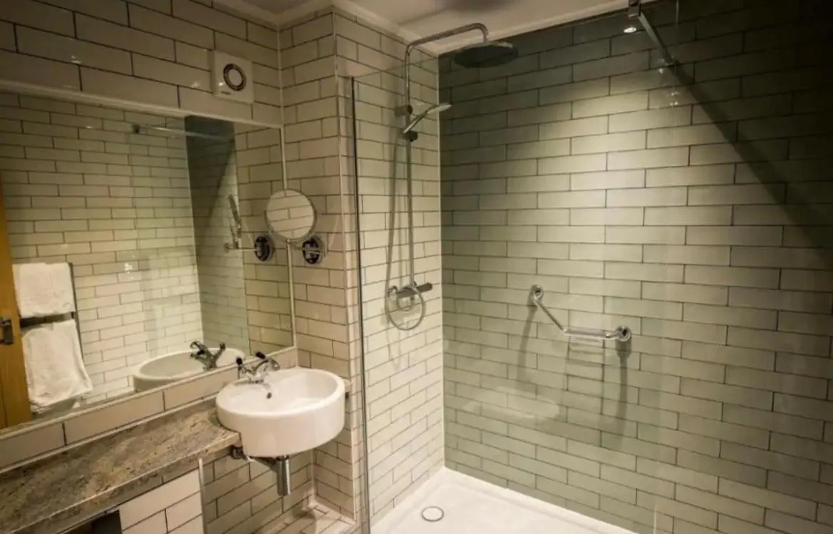 Shower in The New Hobbit Hotel Rooms