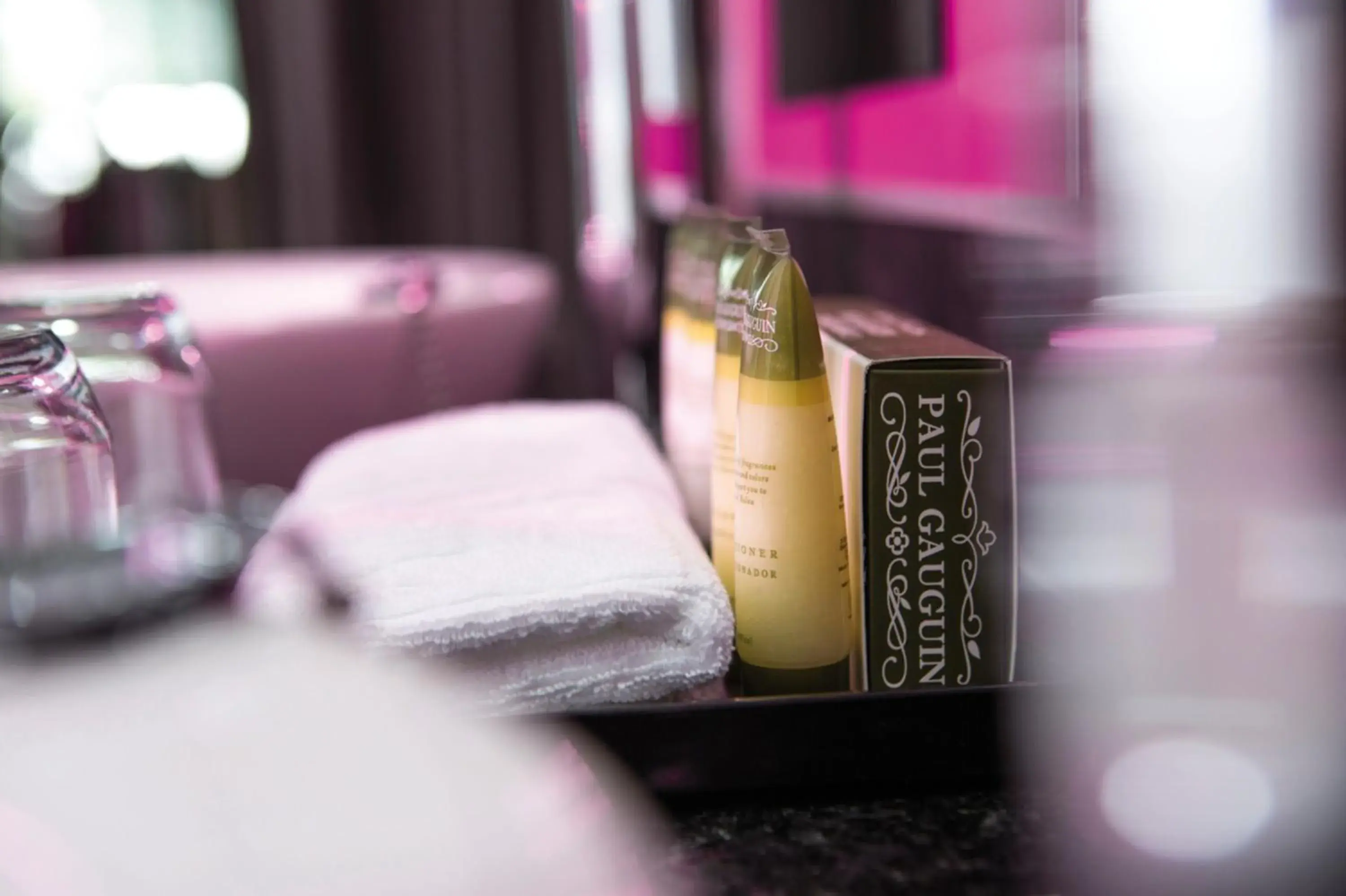 Bathroom in Riu Palace Jamaica - Adults Only - All Inclusive Bathroom in Riu Palace Jamaica - Adults Only - All Inclusive