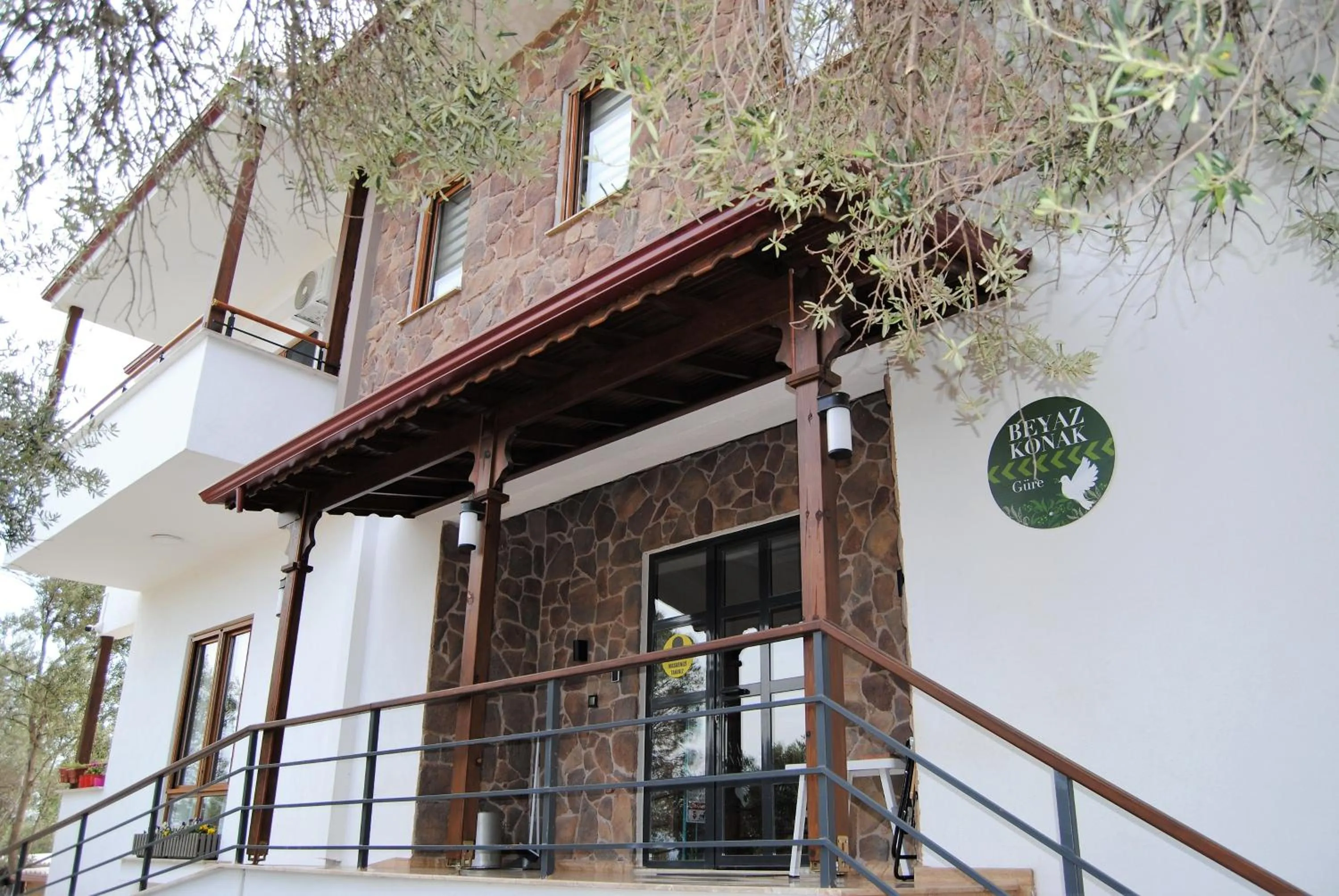 Property building in BEYAZ KONAK Güre