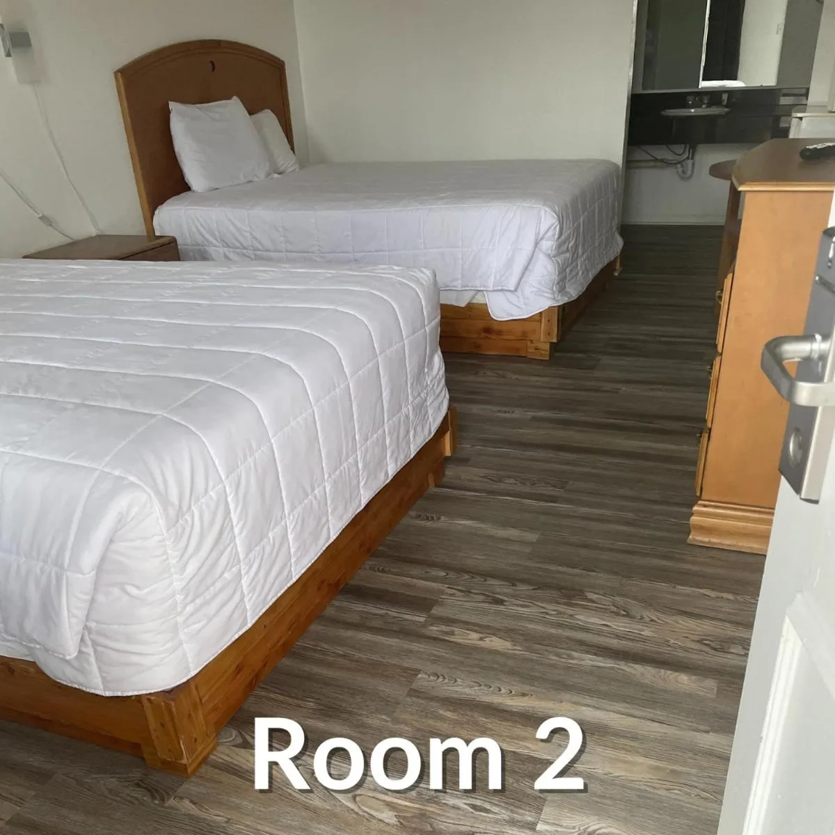 Bed in Nights Inn - Richfield