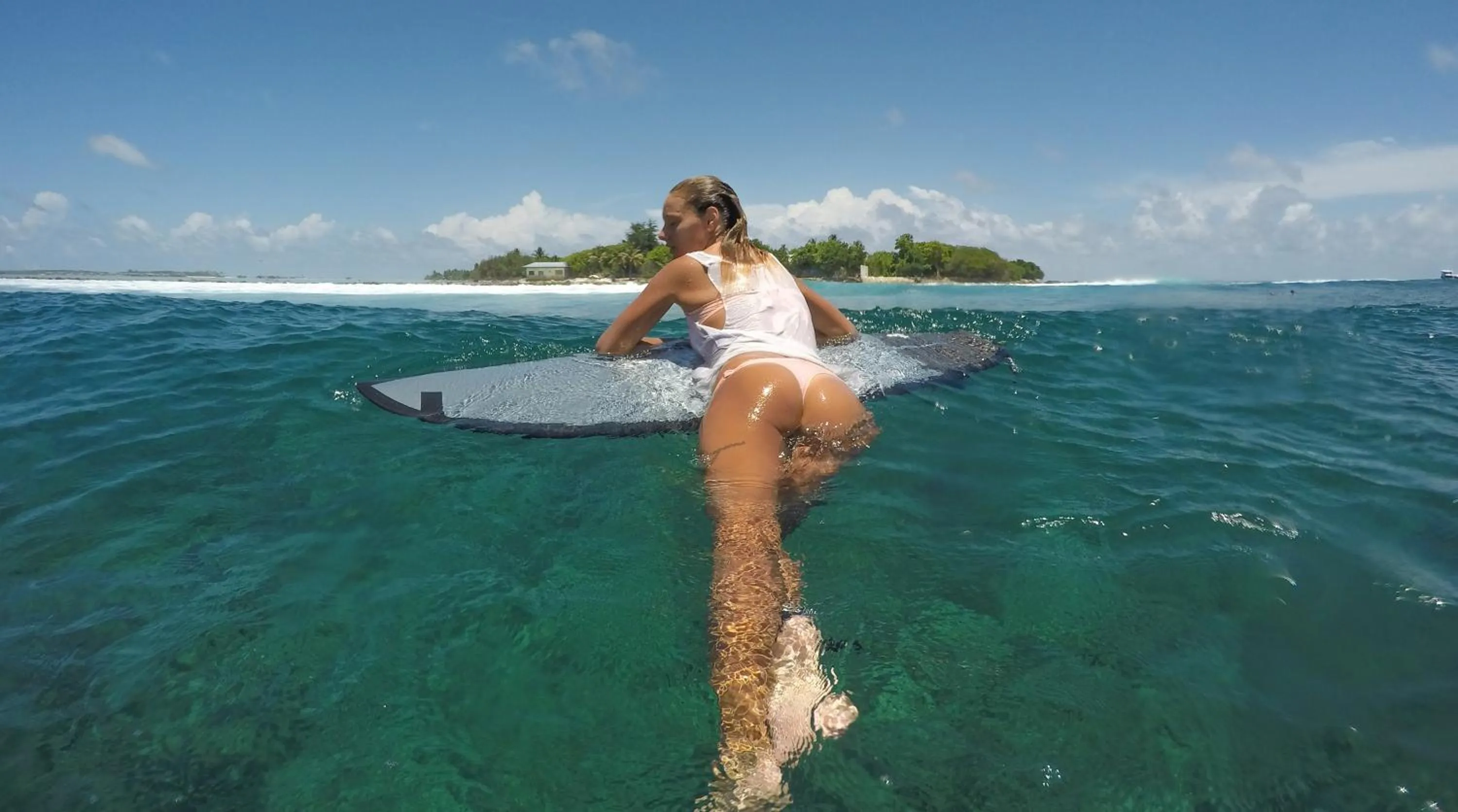 Guests in Jail Break Surf Inn