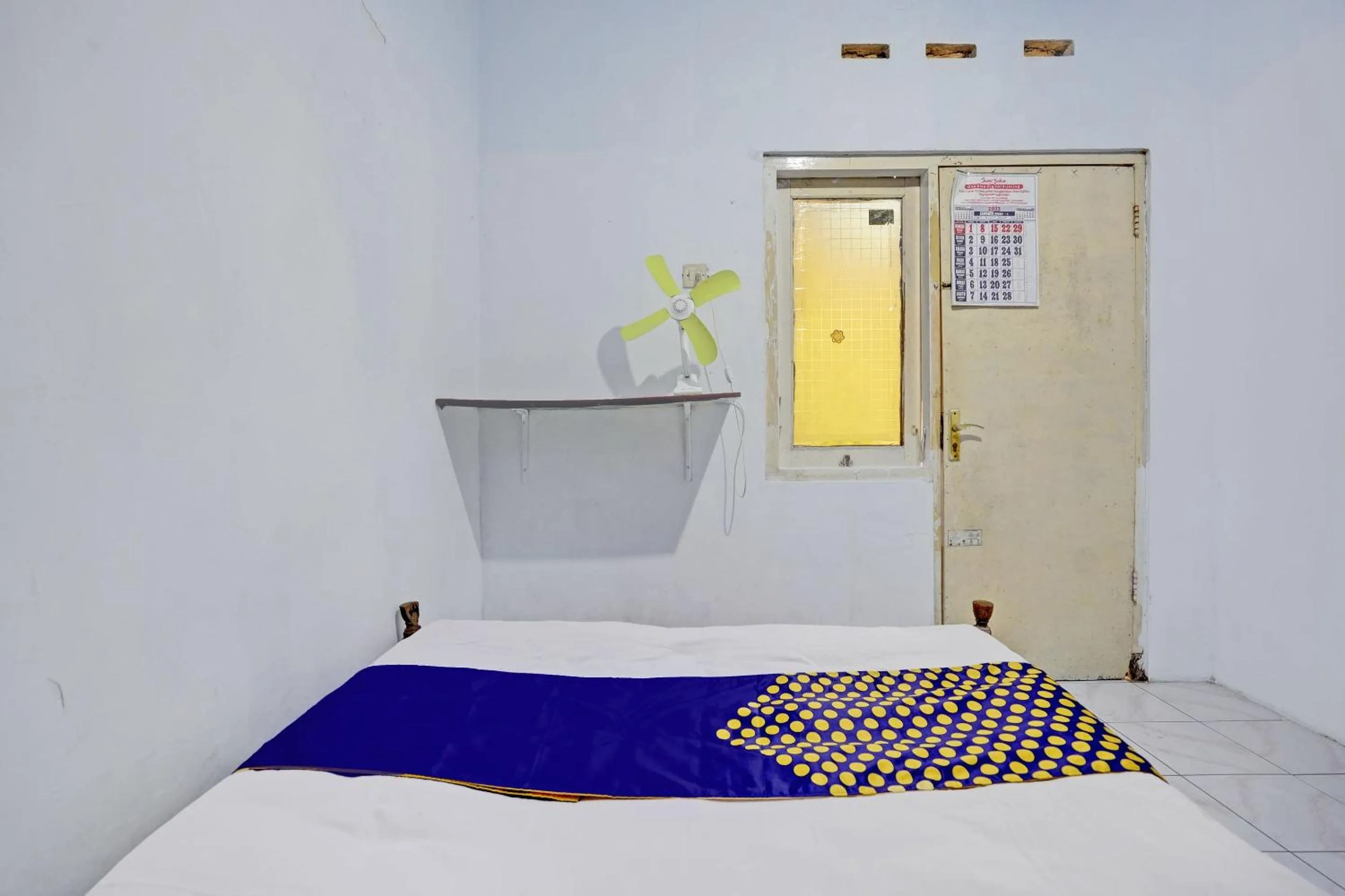 Bedroom, Bed in OYO Life 92921 Omaya Kost Syariah