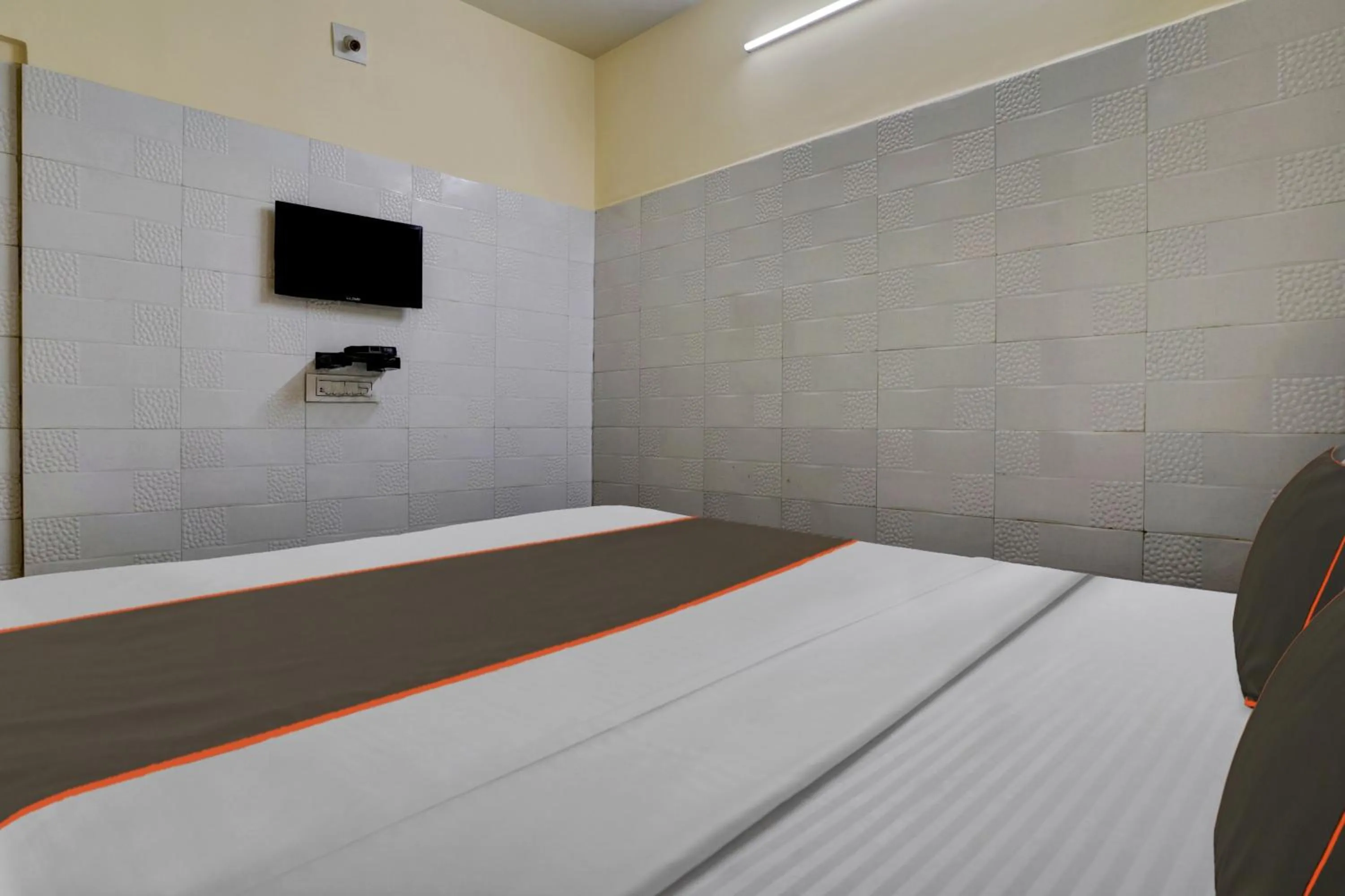 Bedroom in Hotel O Konark Inn