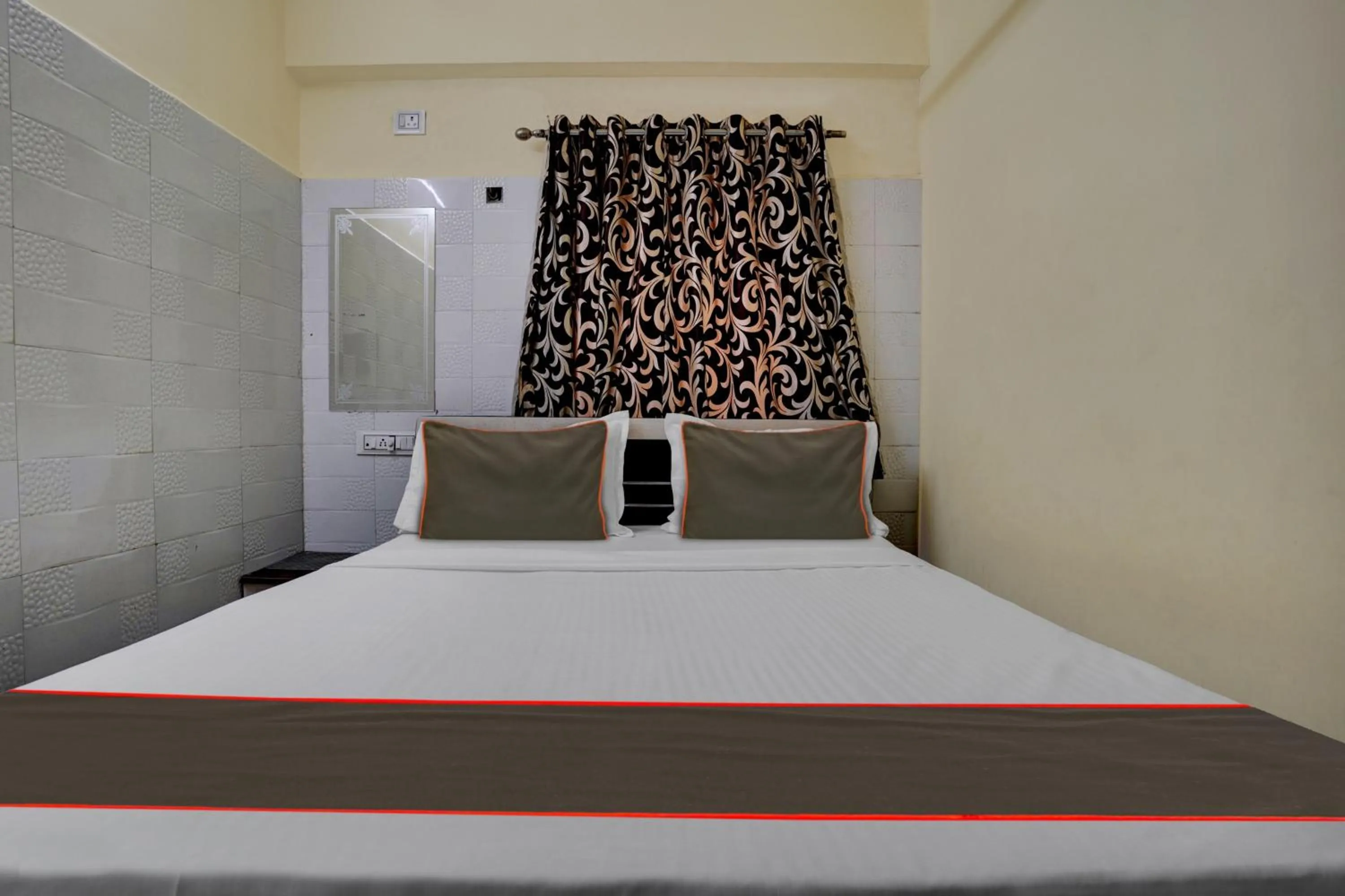 Bedroom in Hotel O Konark Inn