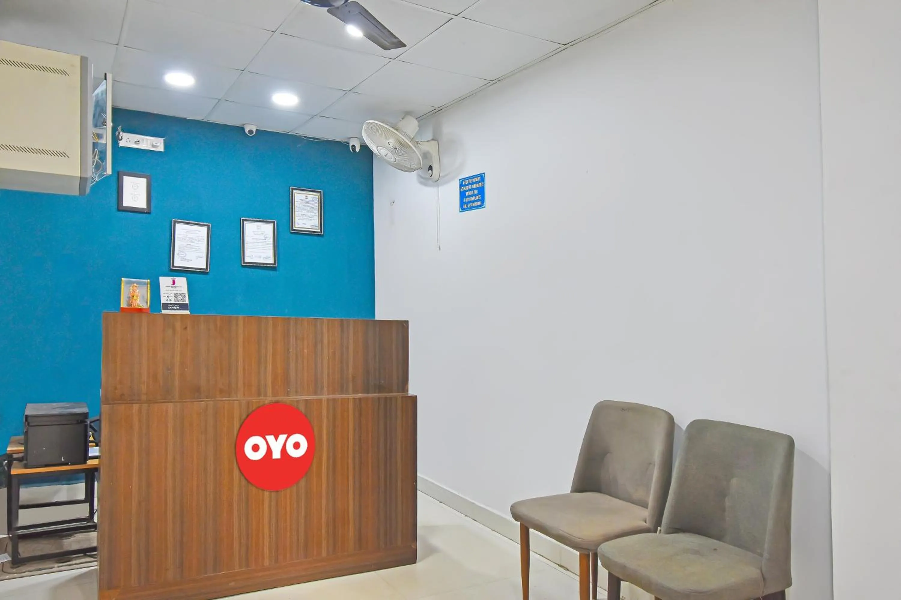Lobby or reception in Hotel O Grand Residency Near Kasi Talkies