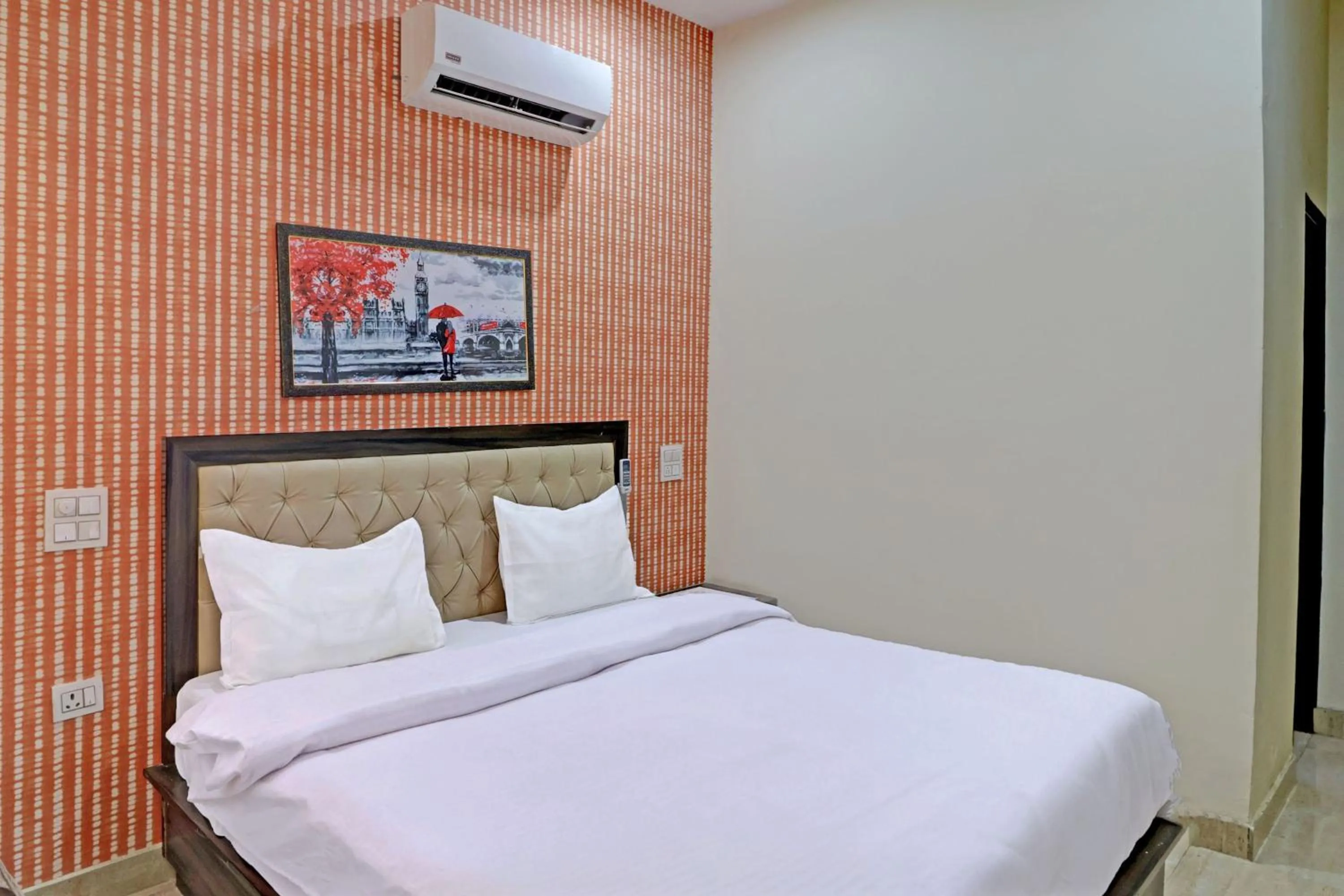 Bedroom, Bed in Hotel O Inn