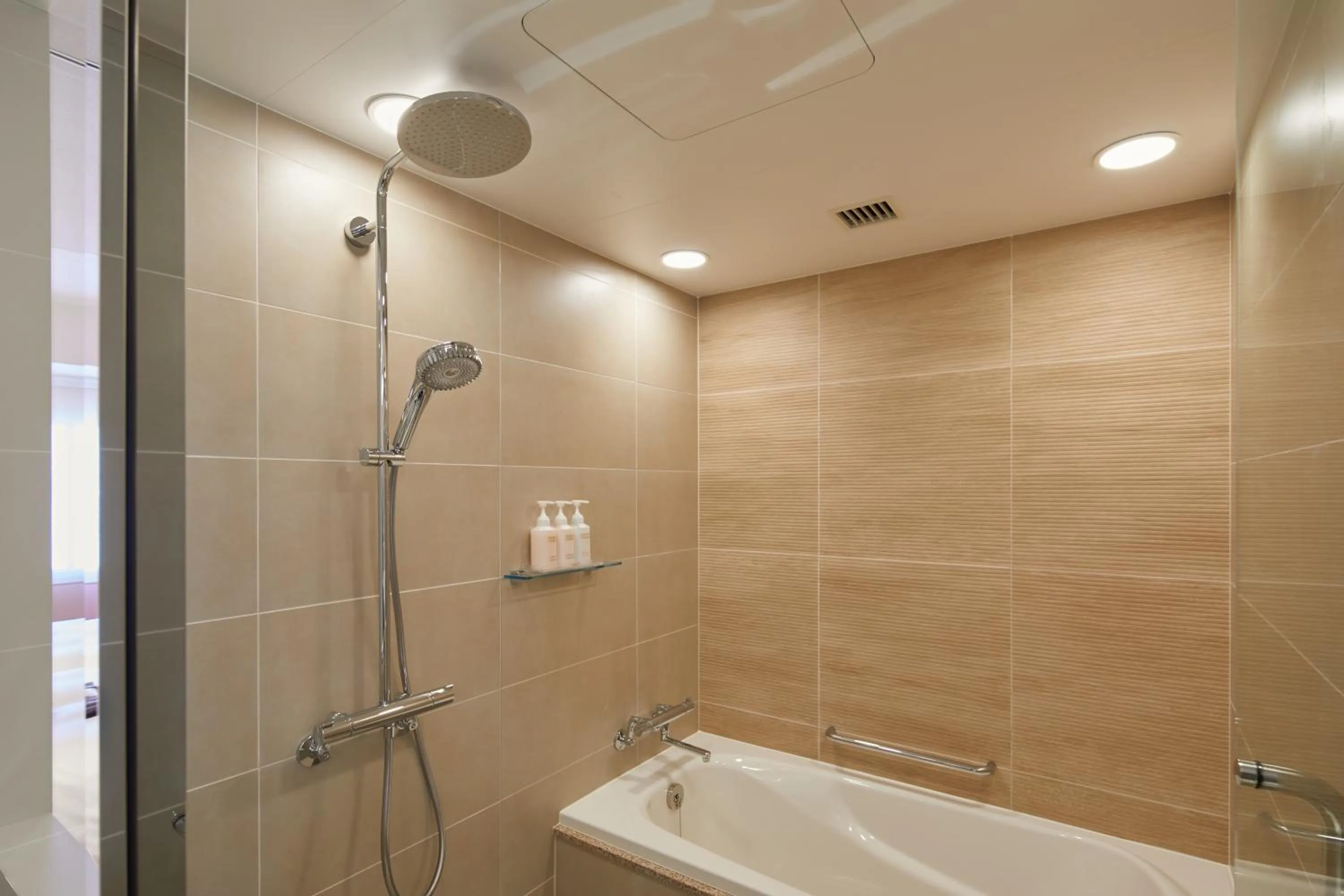 Bathroom in The Royal Park Hotel Ginza 6-Chome