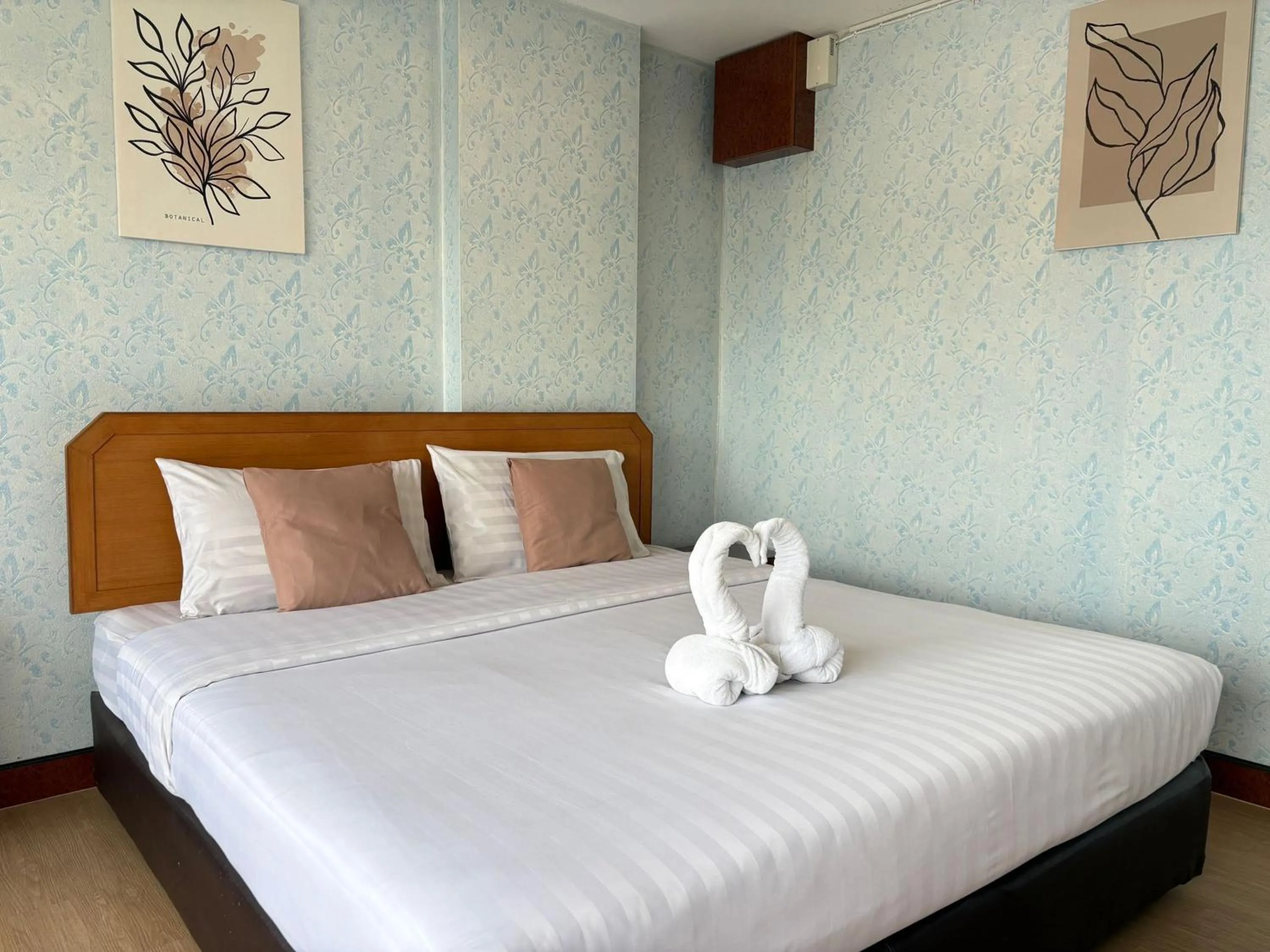 Bedroom, Bed in OYO 75446 Travis Inthamara 49