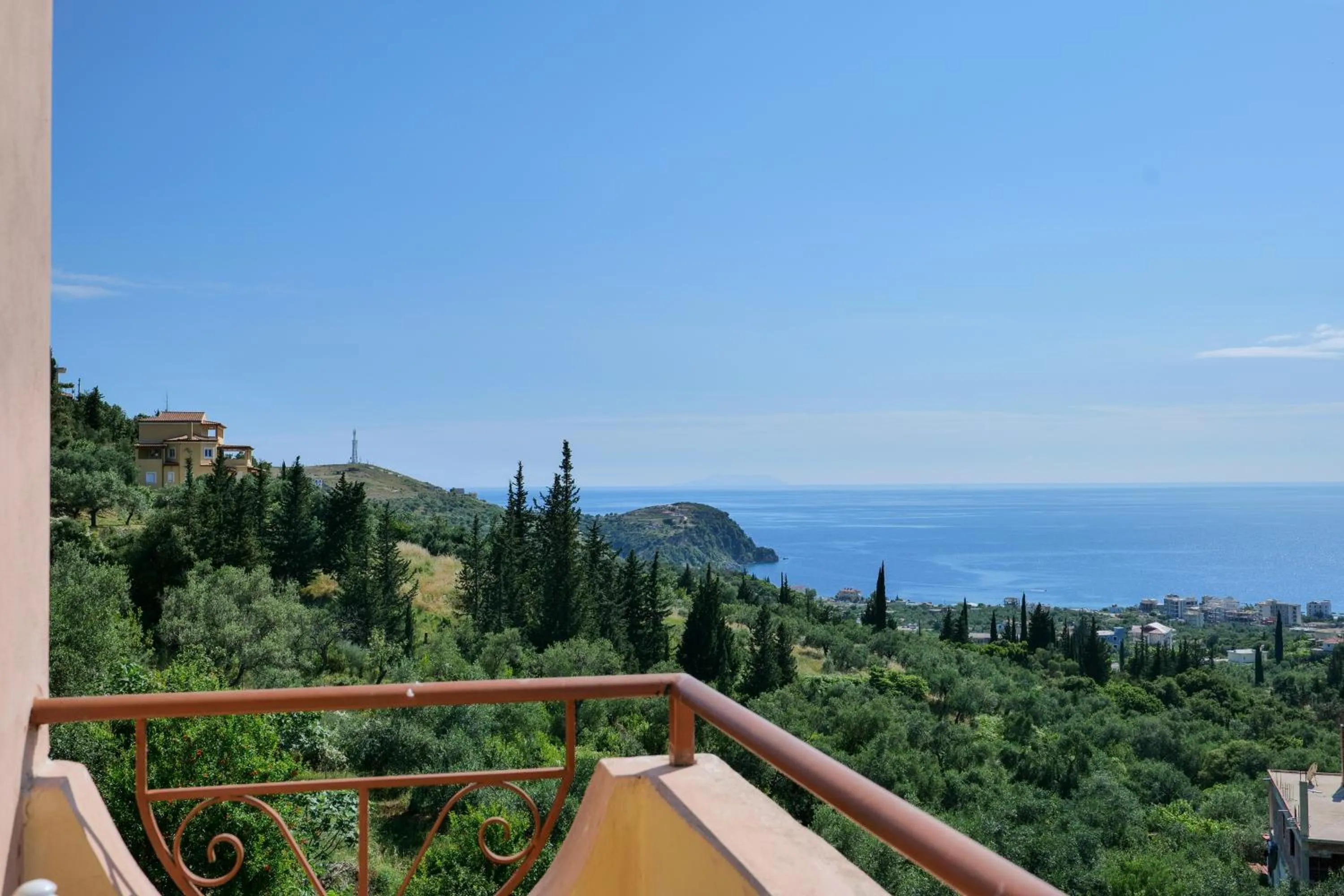 Day in Hotel Panorama