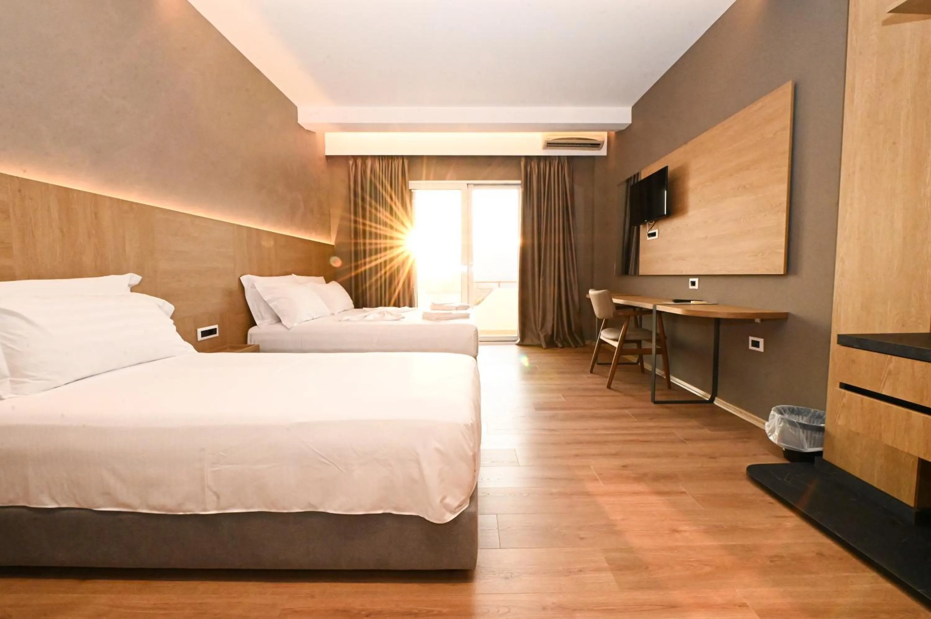 TV and multimedia, Bed in Hotel Panorama