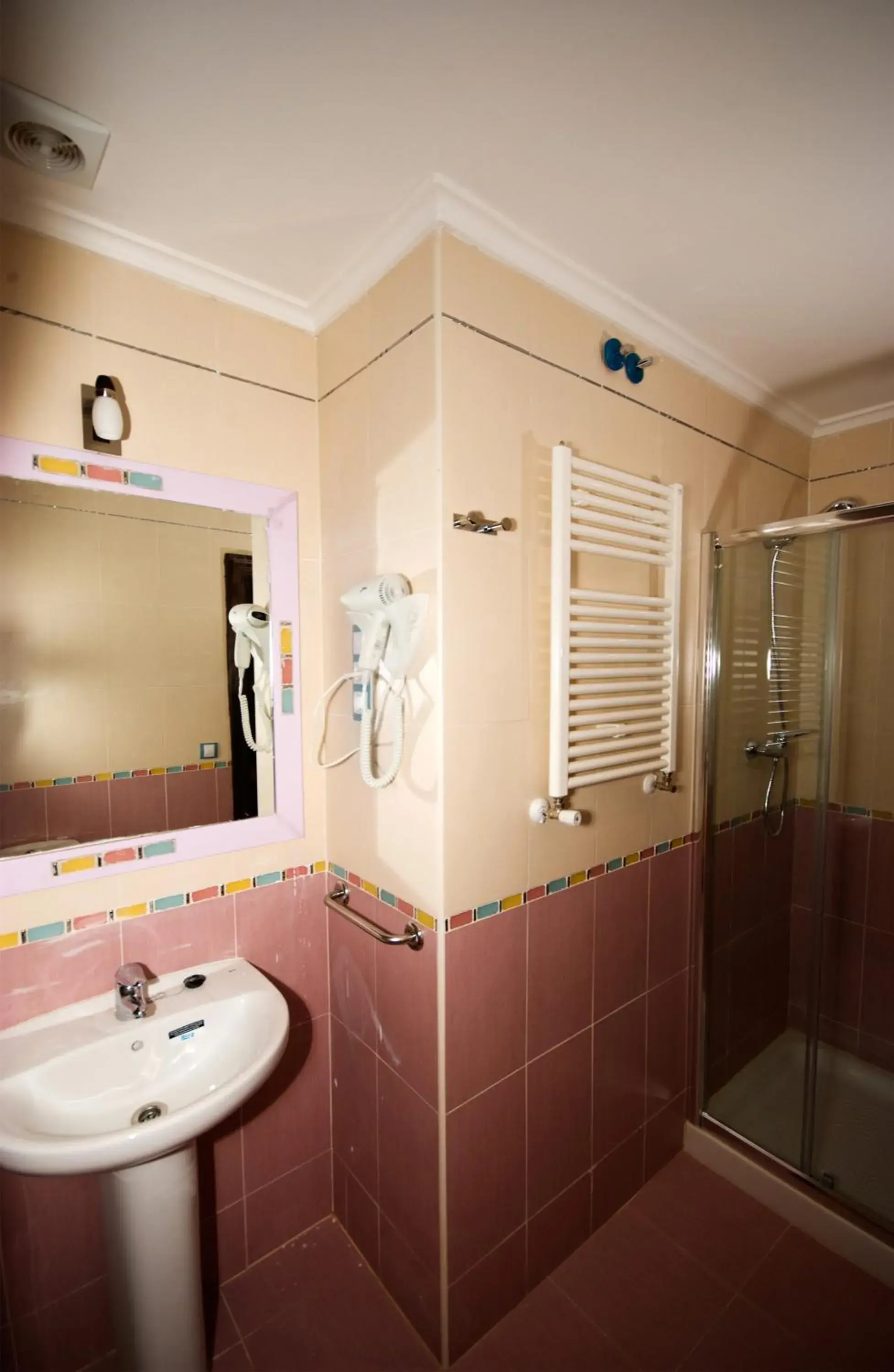 Double Room with Private Bathroom in Casa Rural Los Sombredales Double Room with Private Bathroom in Casa Rural Los Sombredales