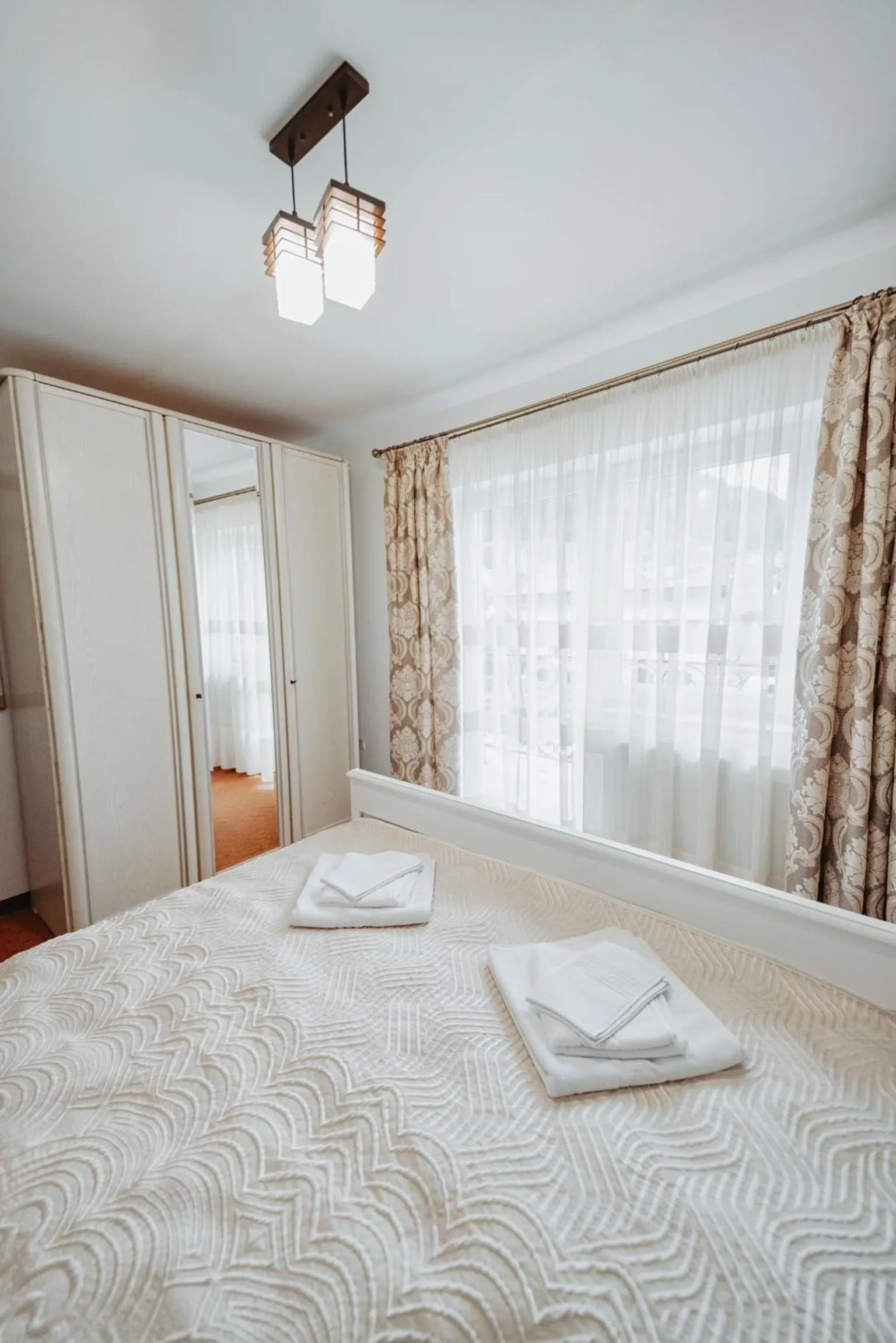 Bed in Complex Turistic Constantin Bucovina