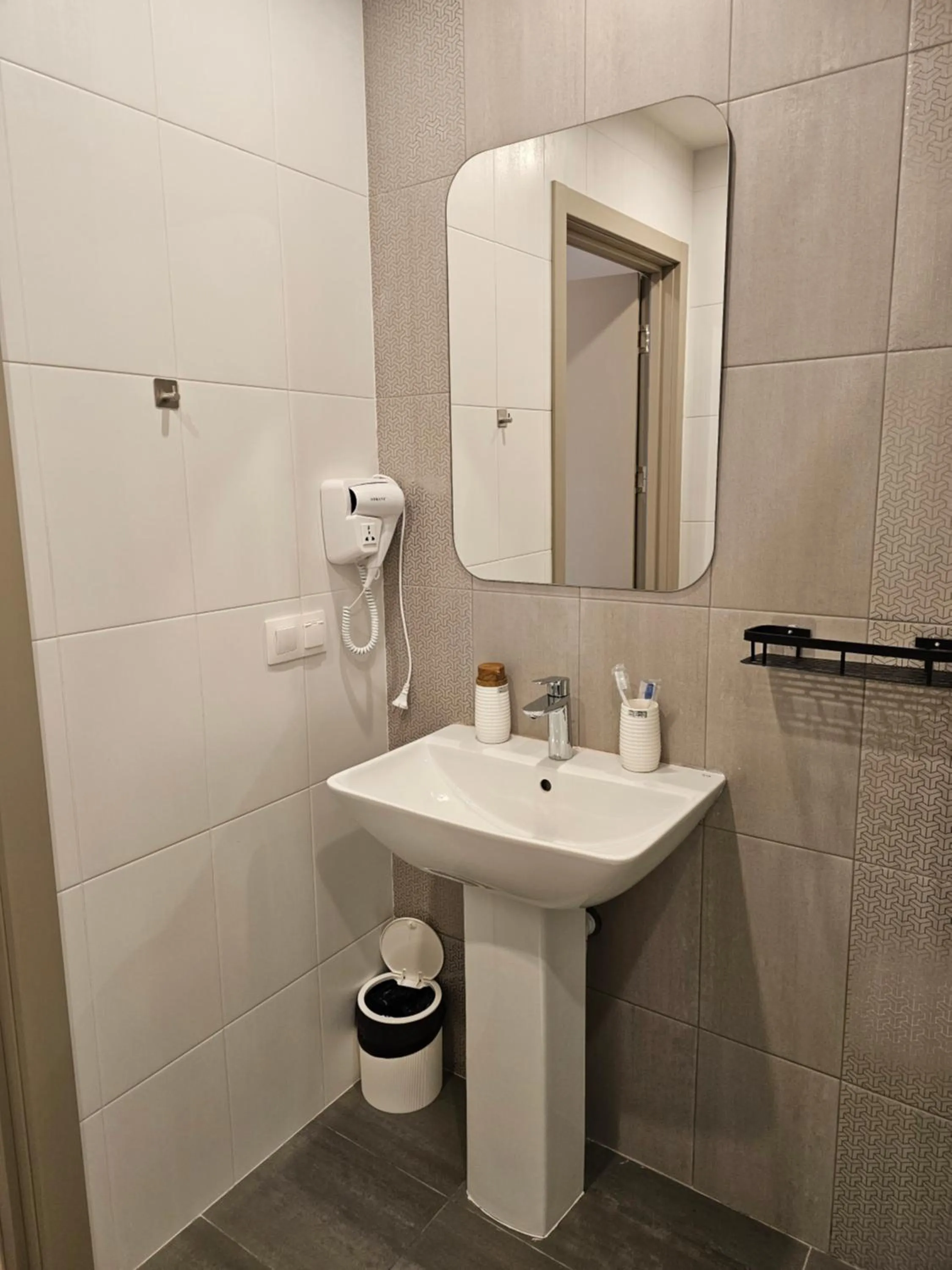 Bathroom in Hotel Avenue 30