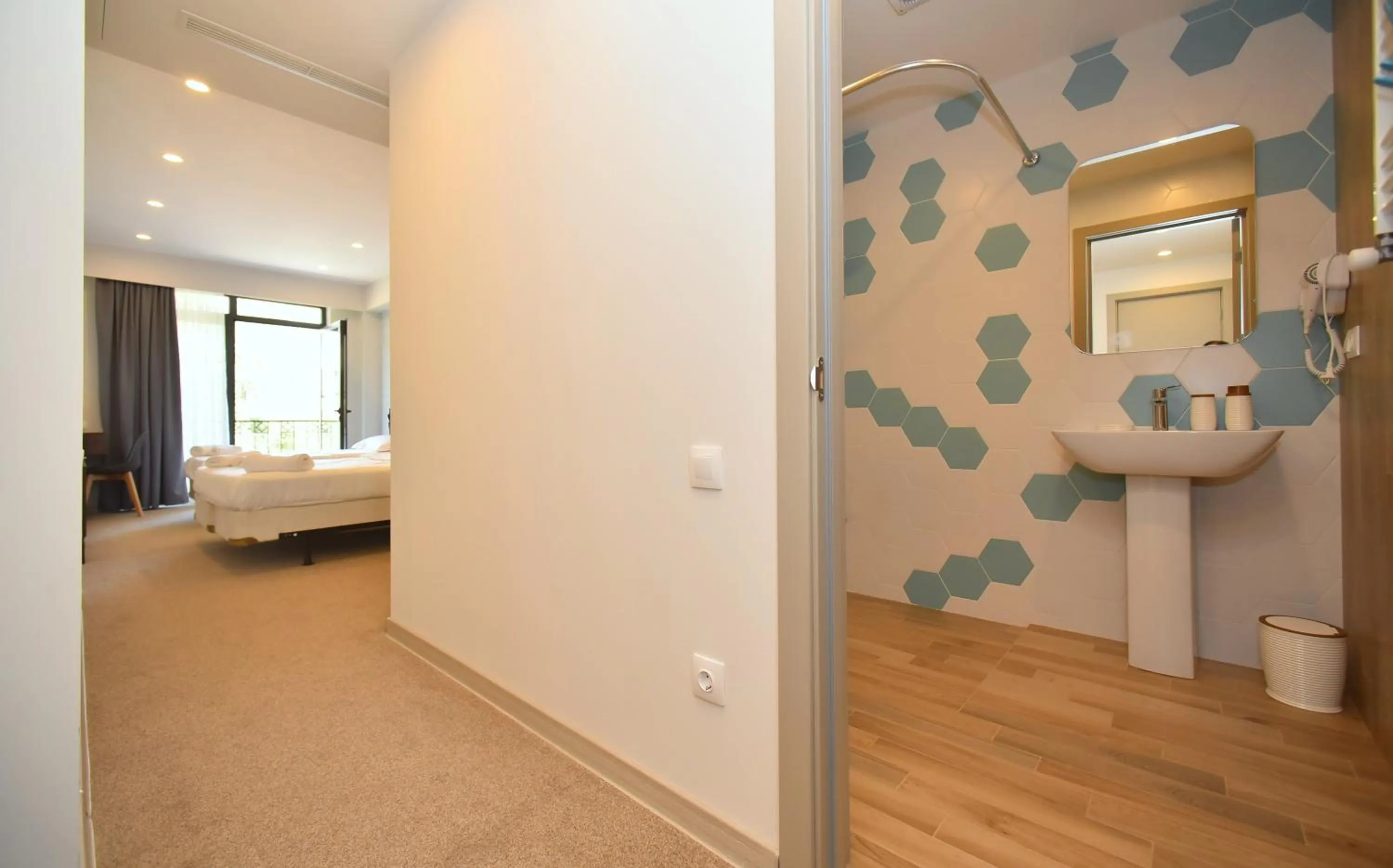 Bed in Hotel Avenue 30