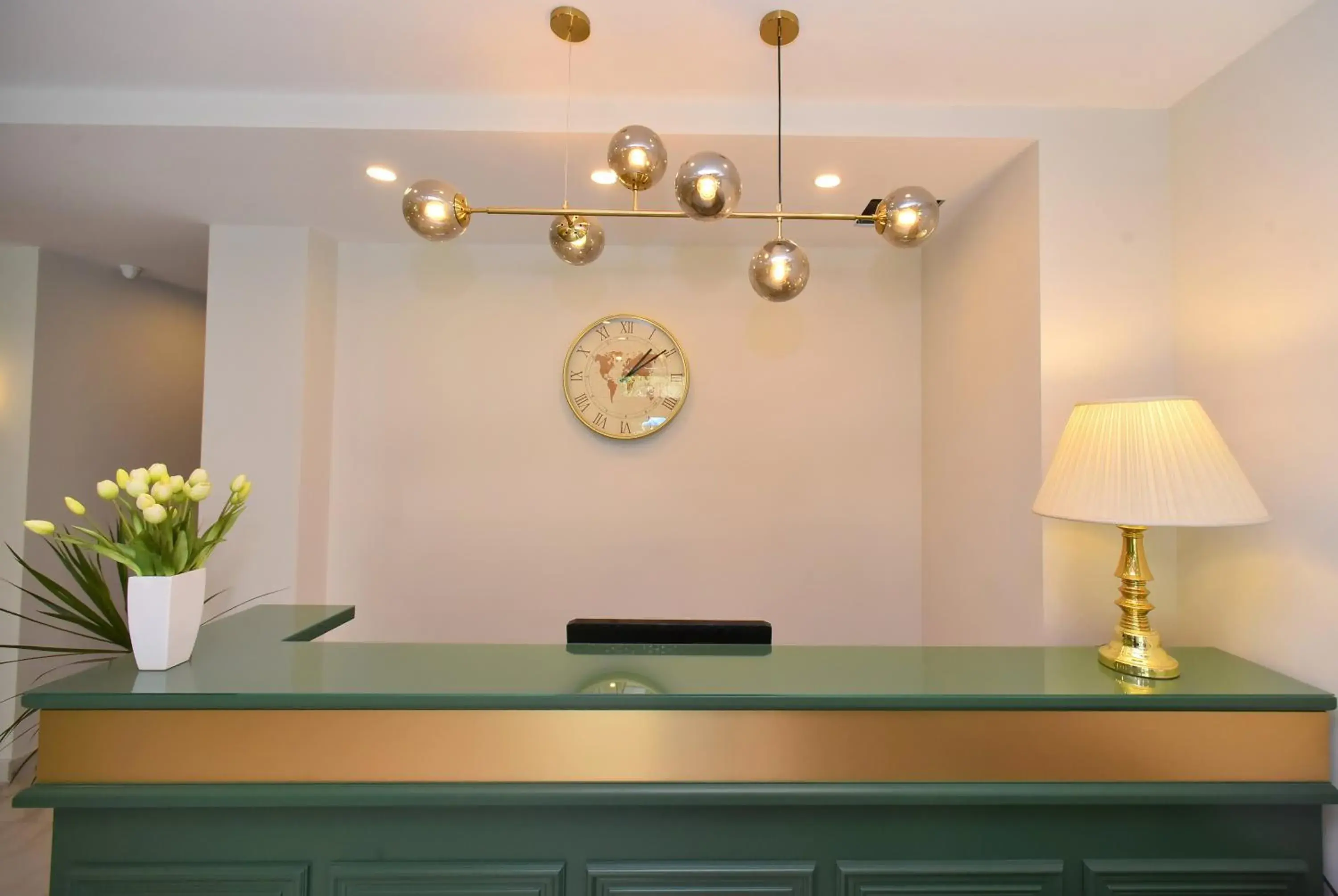 Lobby or reception in Hotel Avenue 30 Lobby or reception in Hotel Avenue 30