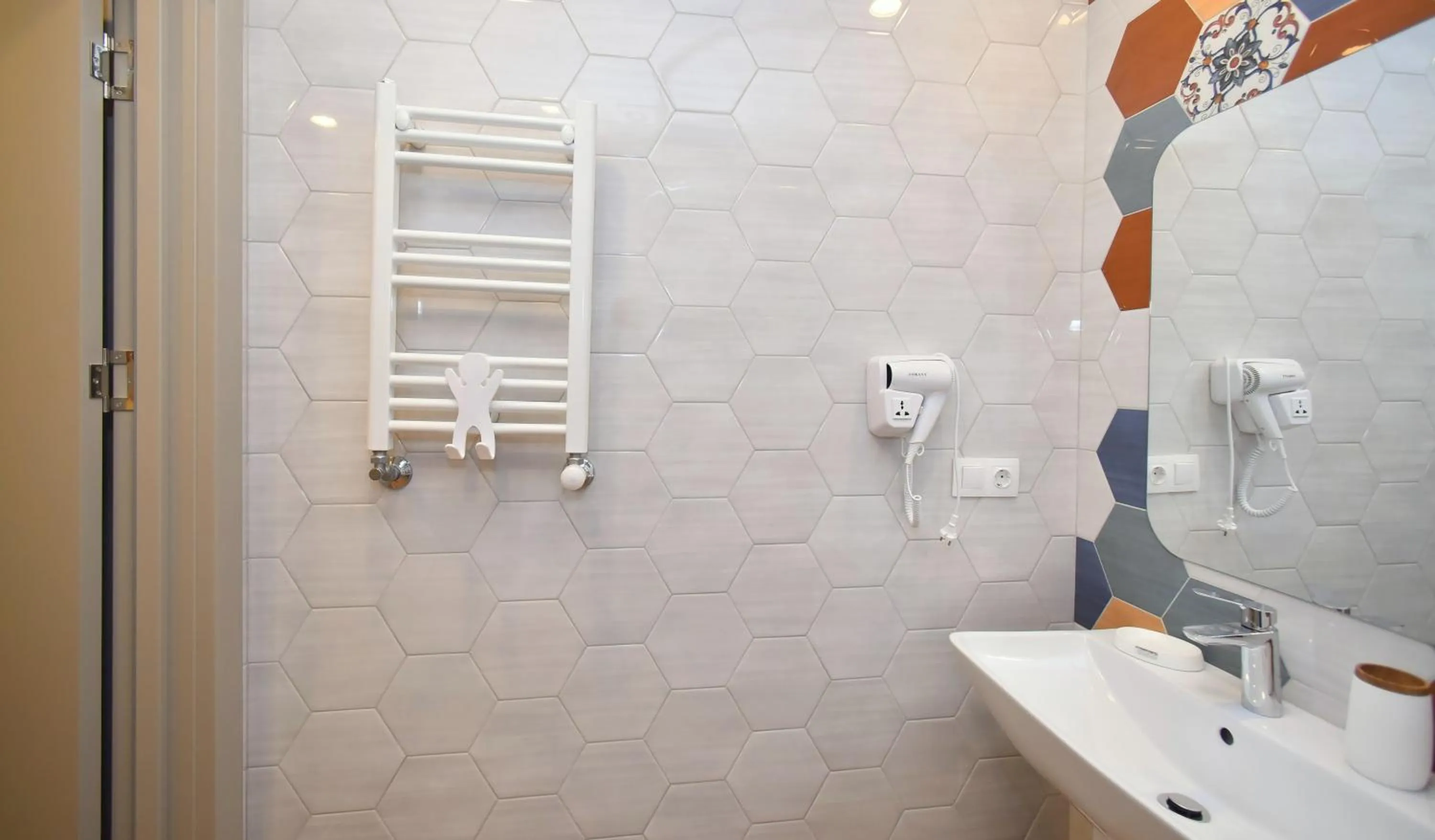 Bathroom in Hotel Avenue 30