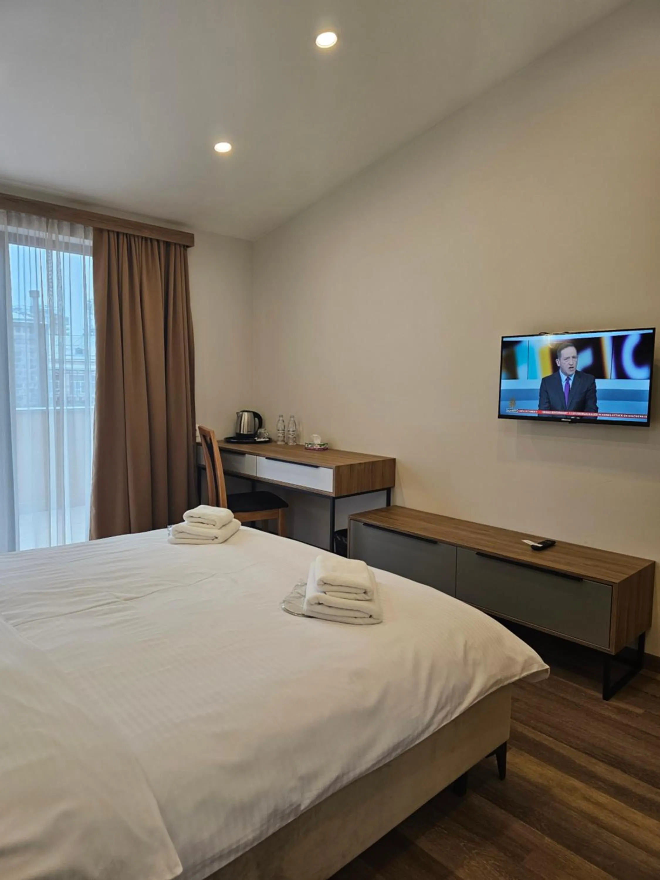 Bed in Hotel Avenue 30