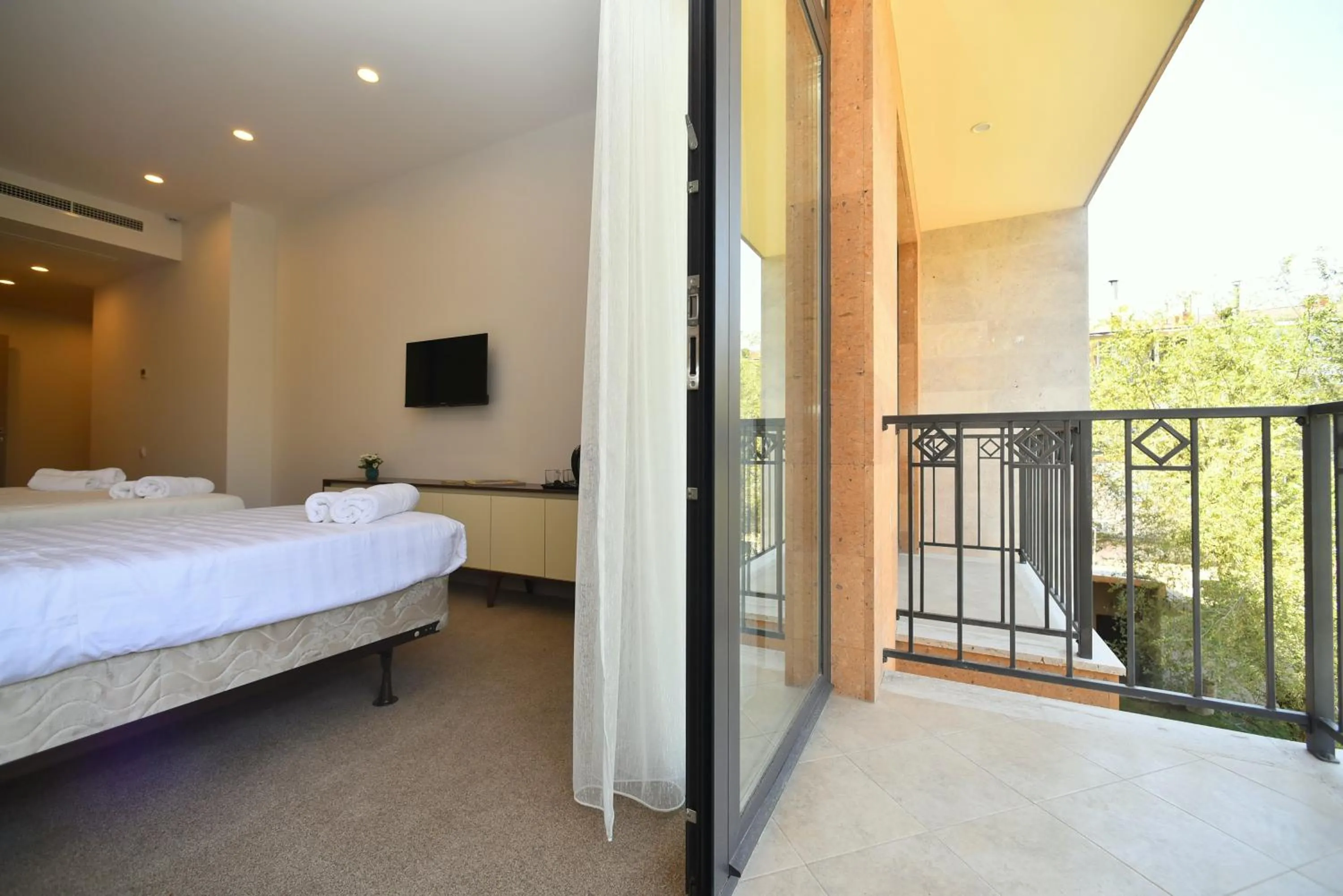 Bed in Hotel Avenue 30