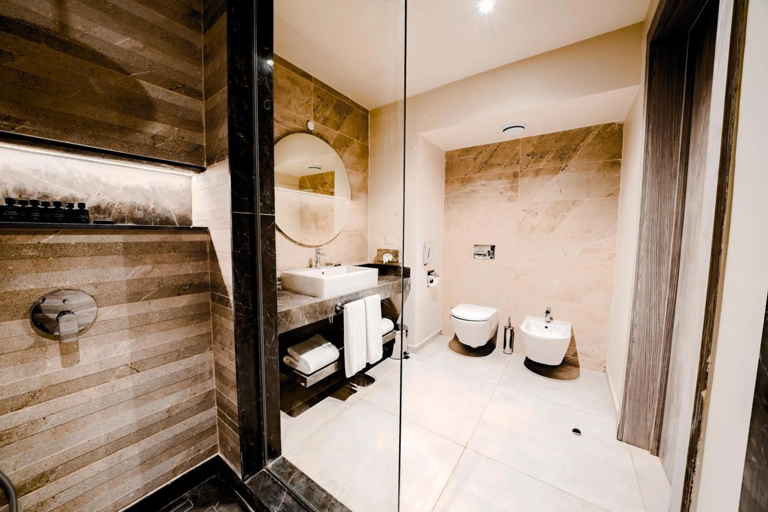 Shower in Sentido Reef Oasis Suakin Resort