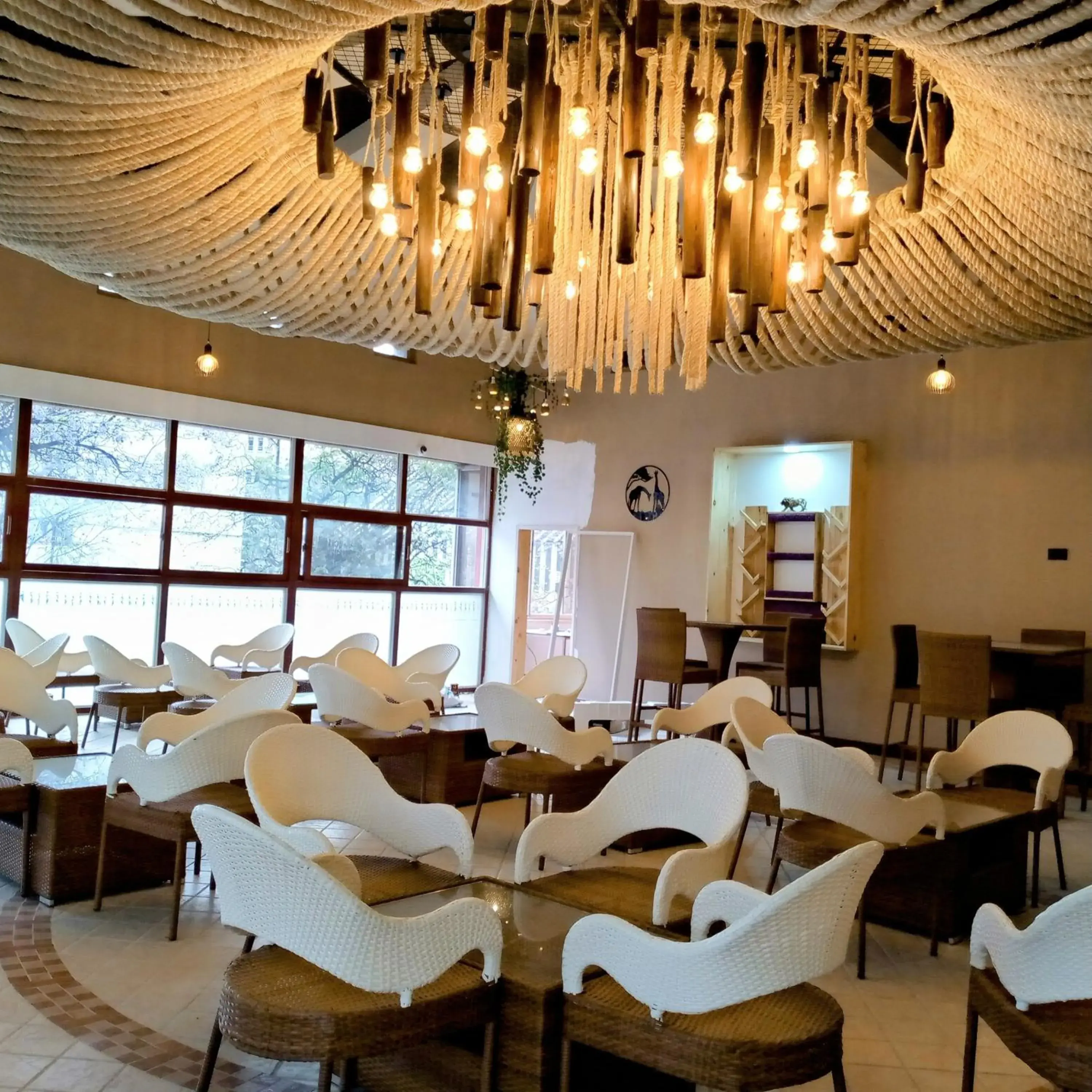 Lounge or bar in Maanzoni 680 HOTEL Lounge or bar in Maanzoni 680 HOTEL