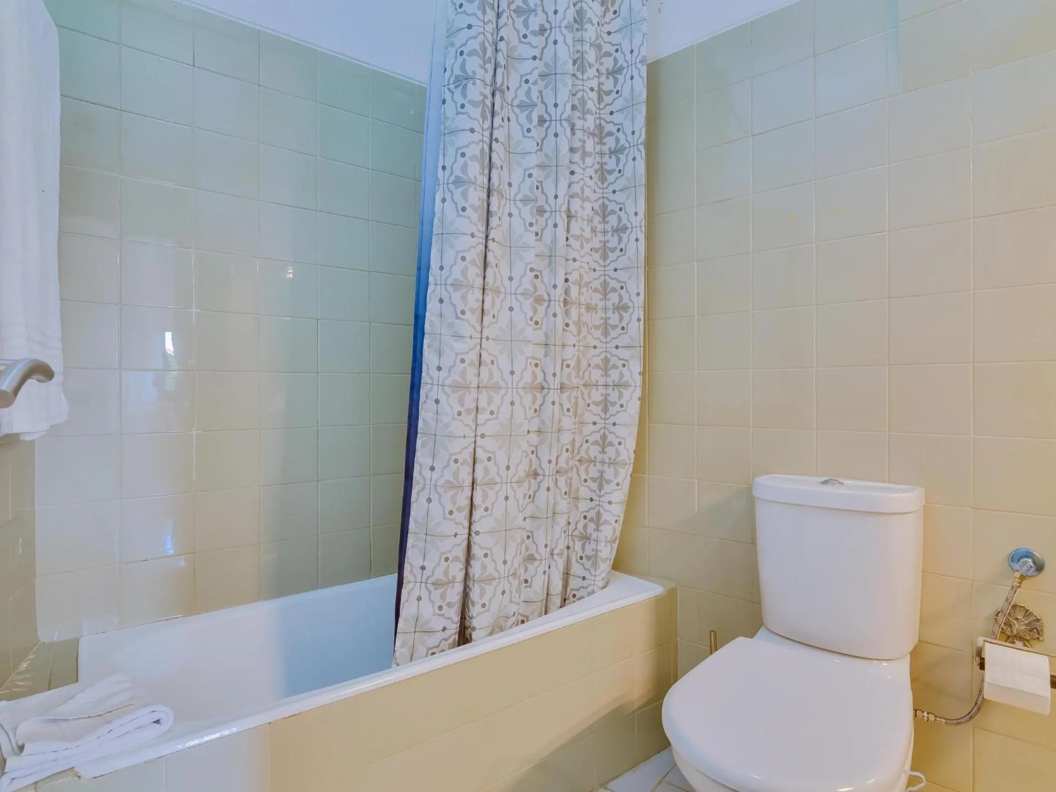 Shower in AL - Apartamento Montemar