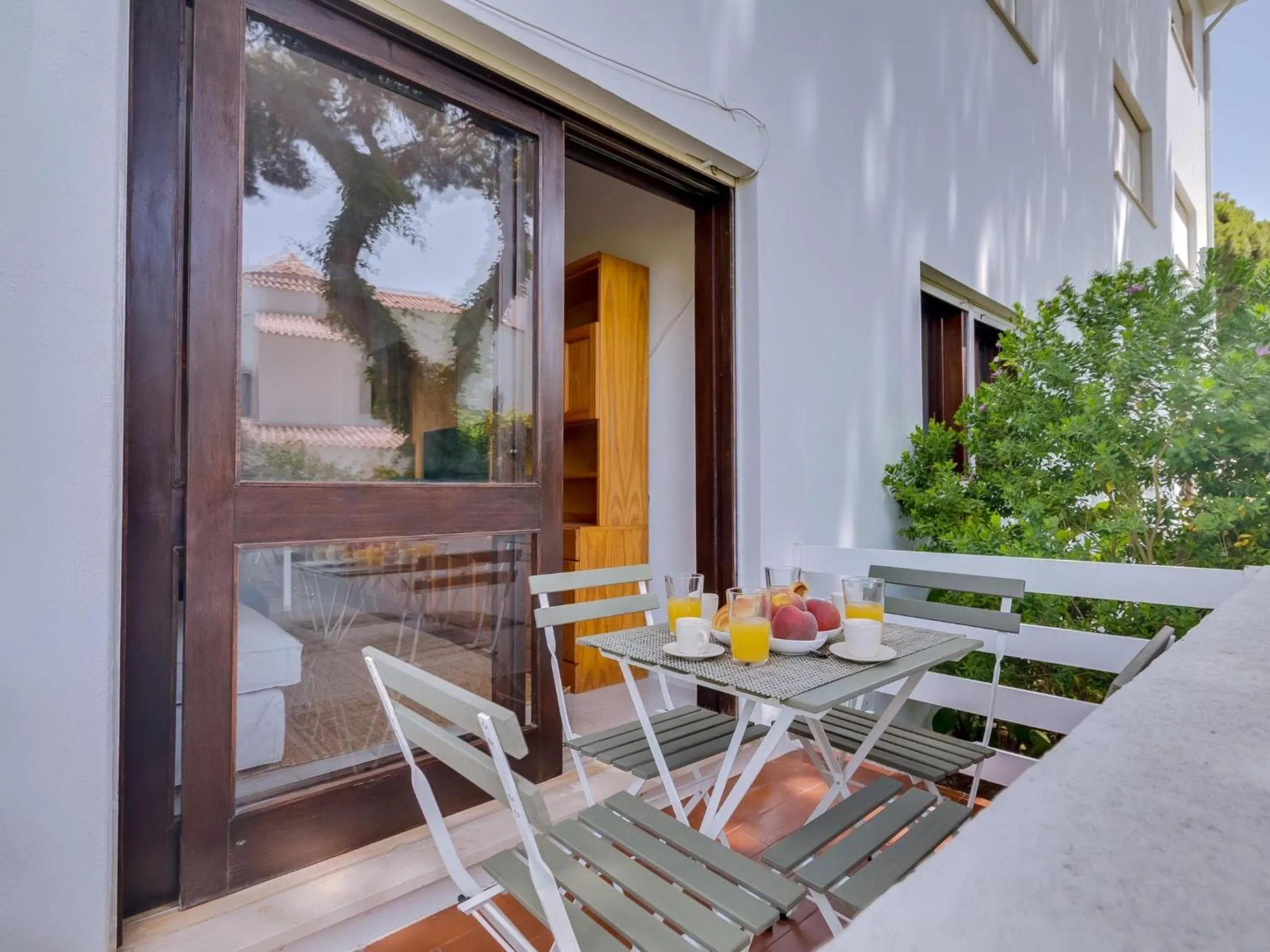 Patio in AL - Apartamento Montemar