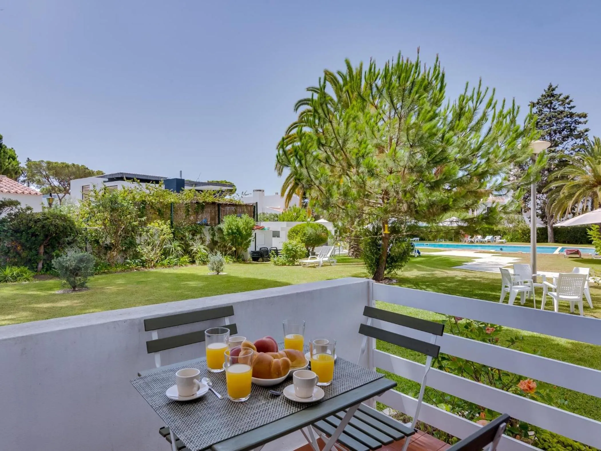 Patio in AL - Apartamento Montemar