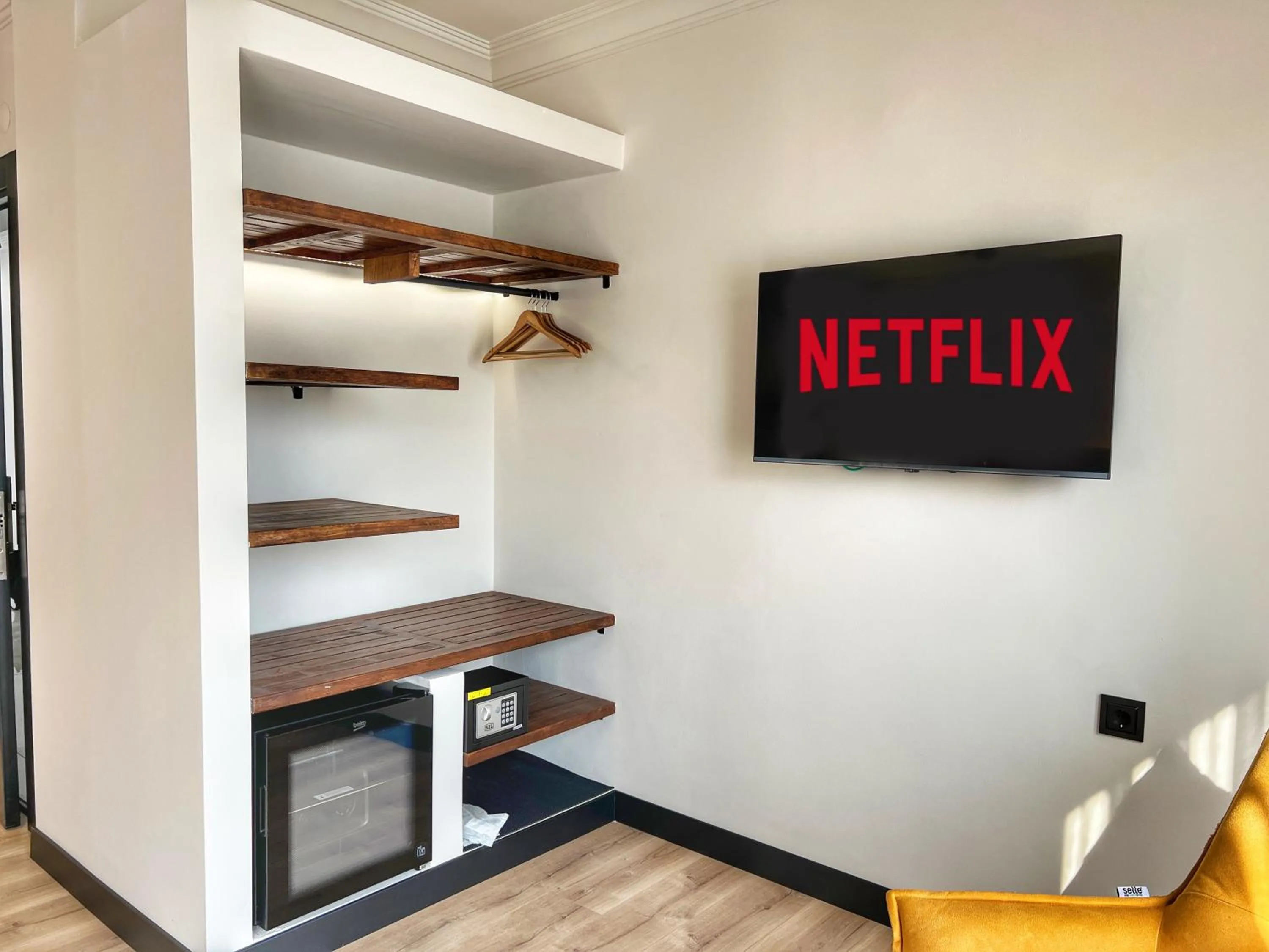 TV and multimedia in Oji Hotel