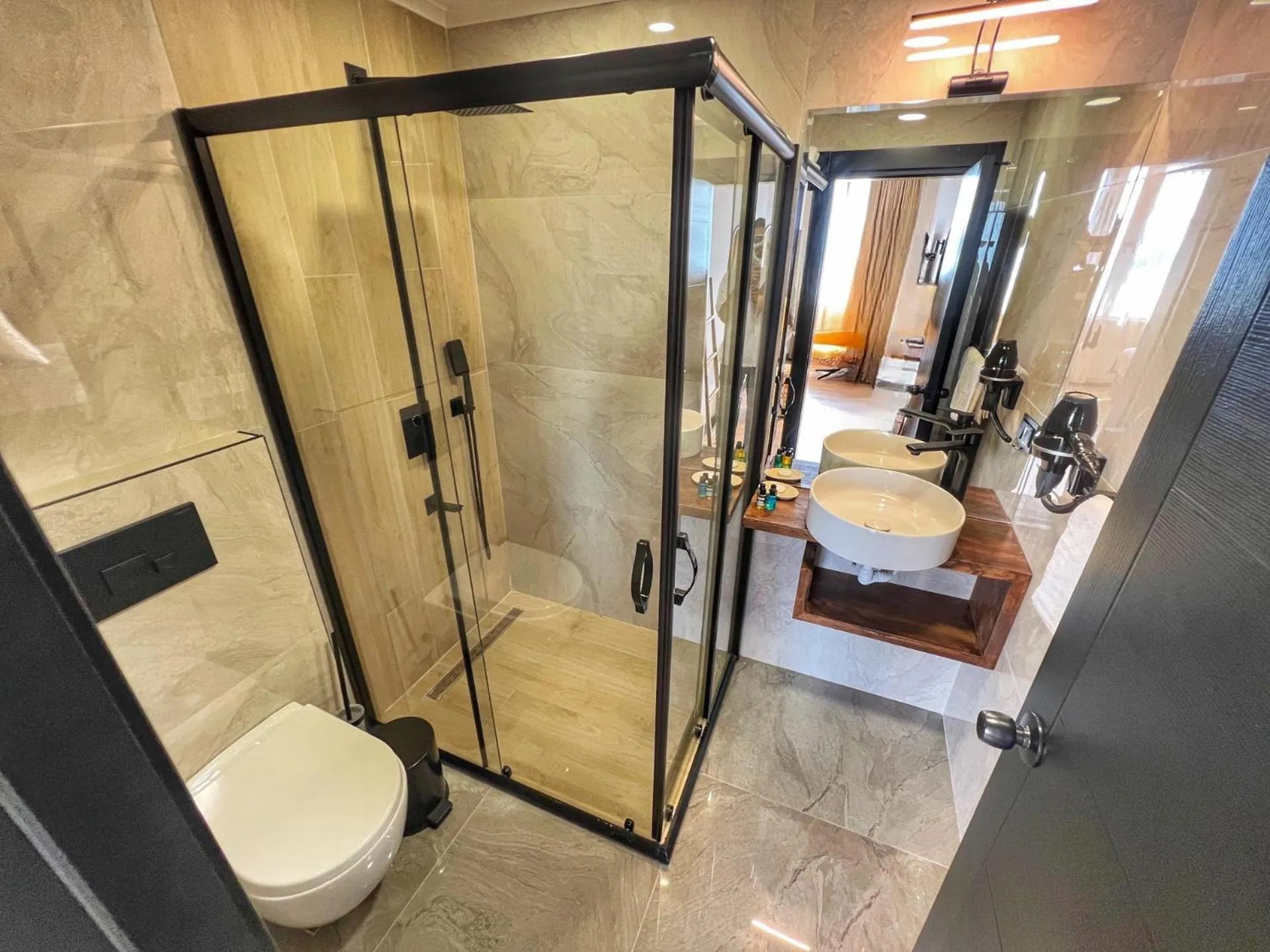 Bathroom in Oji Hotel