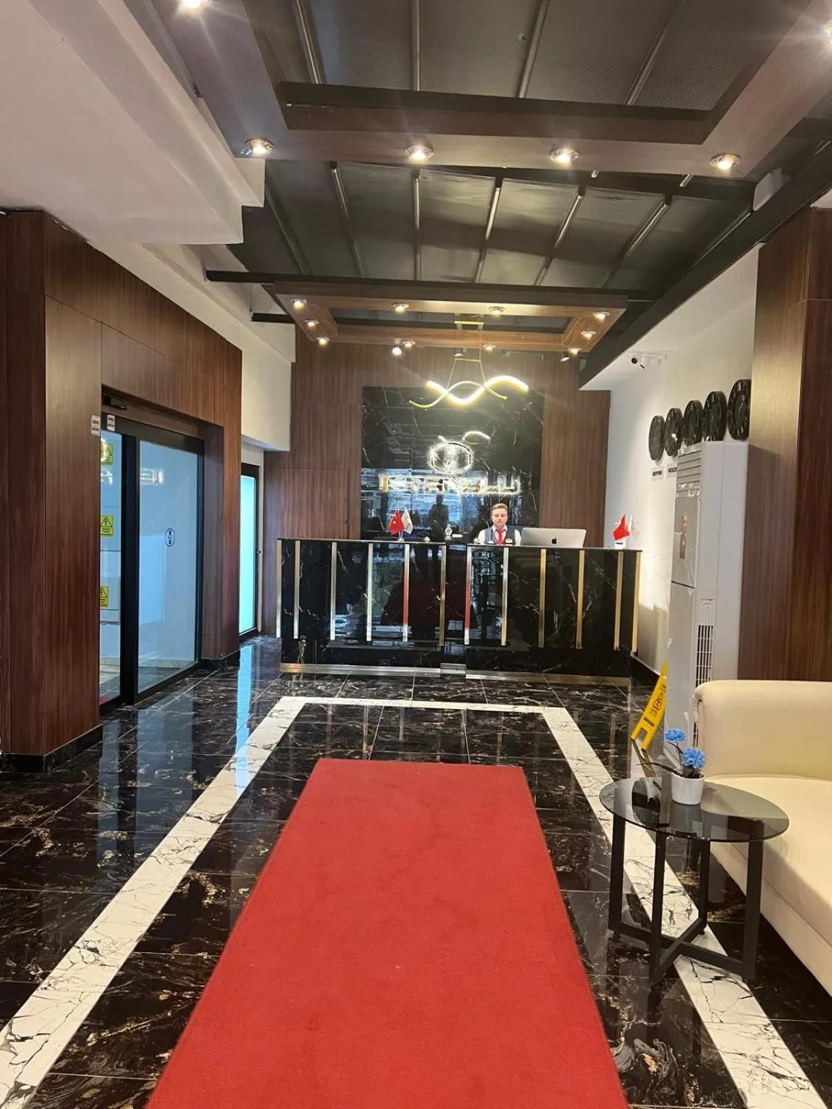 Lobby or reception in Istanblu Hotel Ataşehir