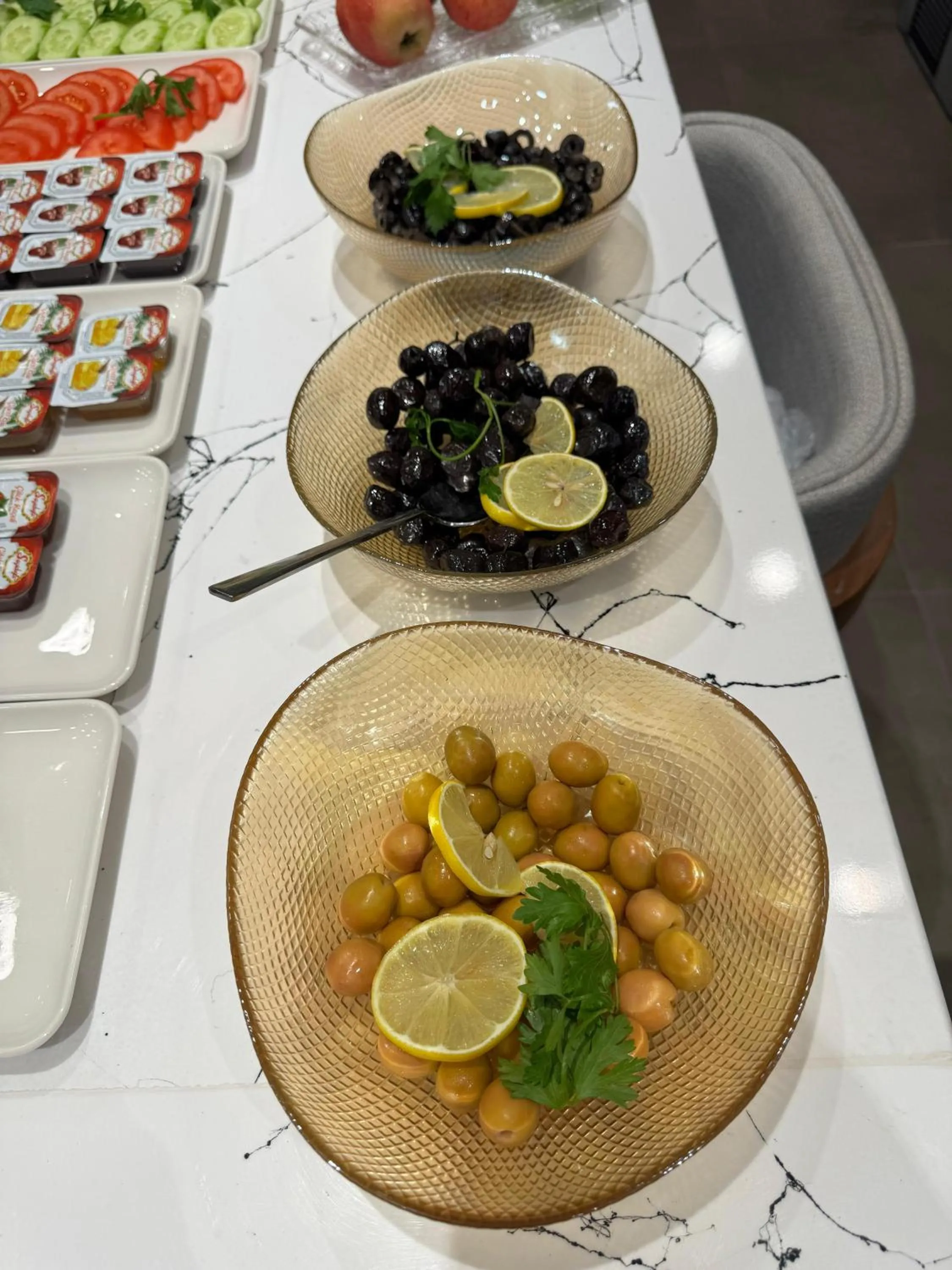 Restaurant/places to eat in Istanblu Hotel Ataşehir